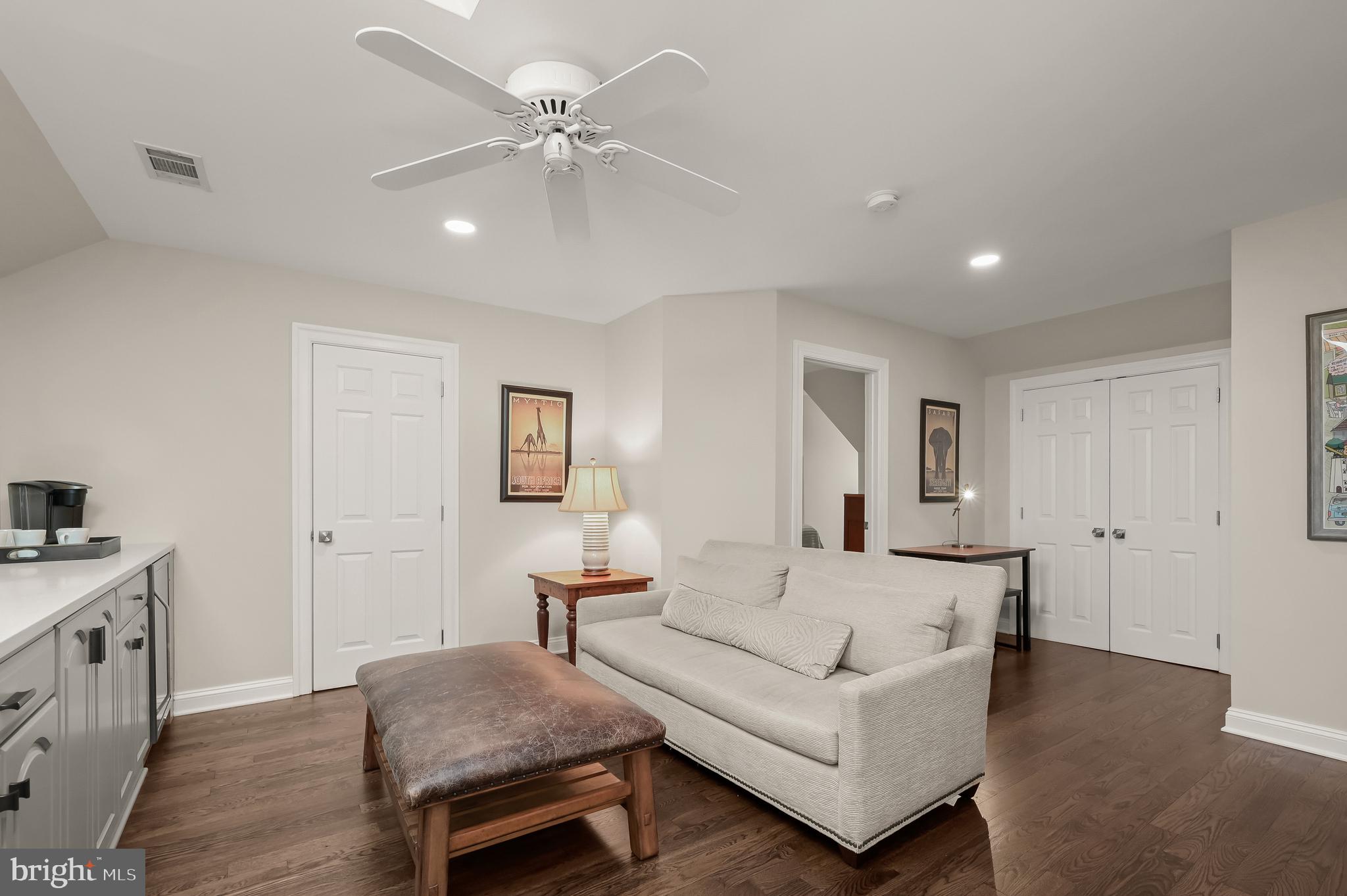 CHEVY CHASE MEWS - Residential