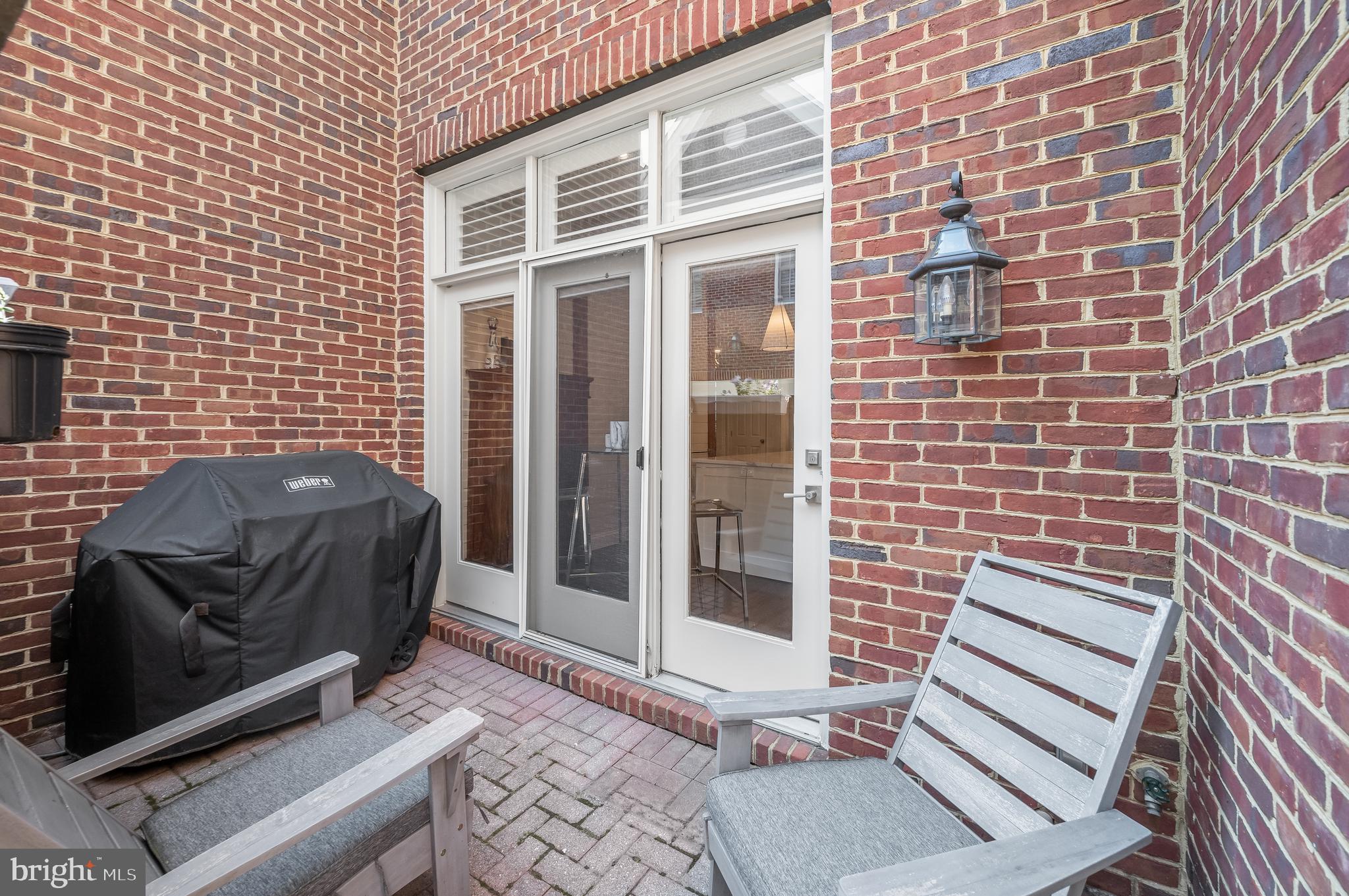 CHEVY CHASE MEWS - Residential