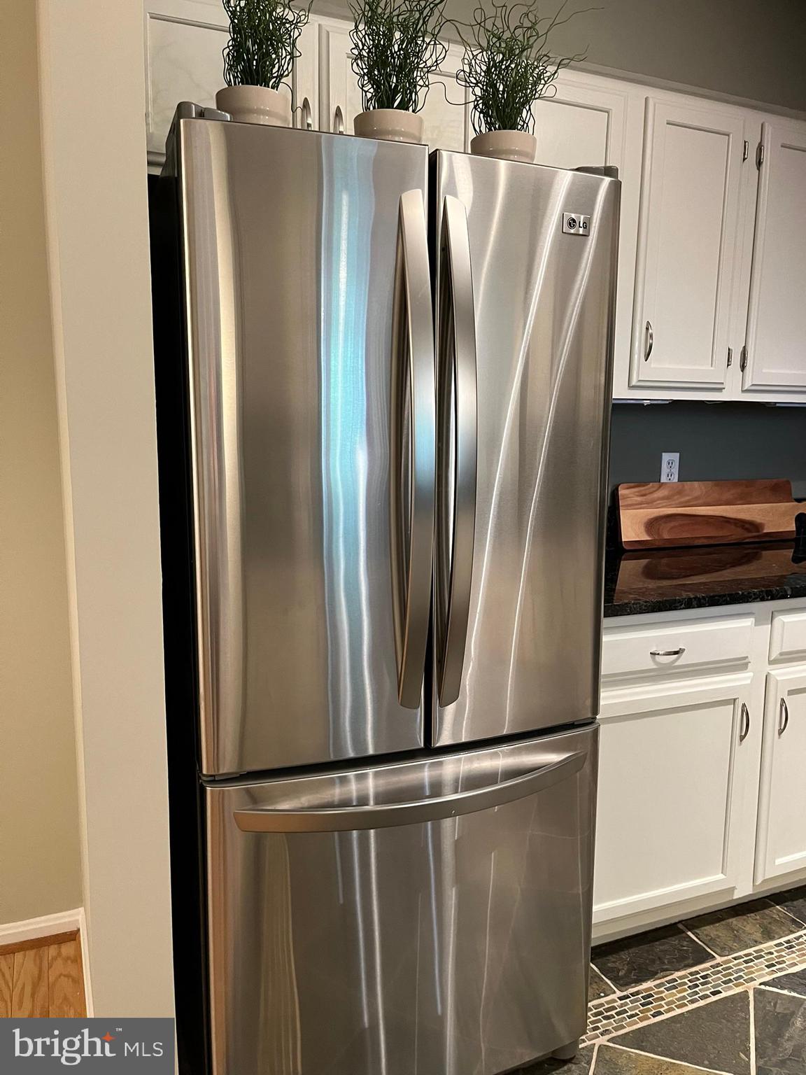 TIFFANY PLACE - Residential Lease