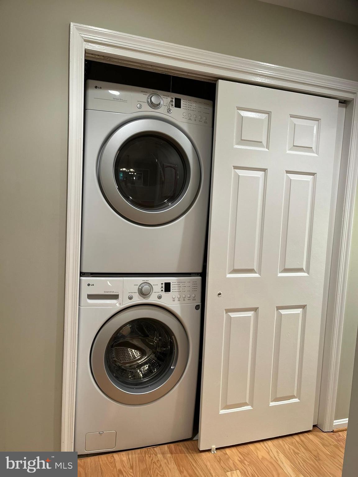 TIFFANY PLACE - Residential Lease