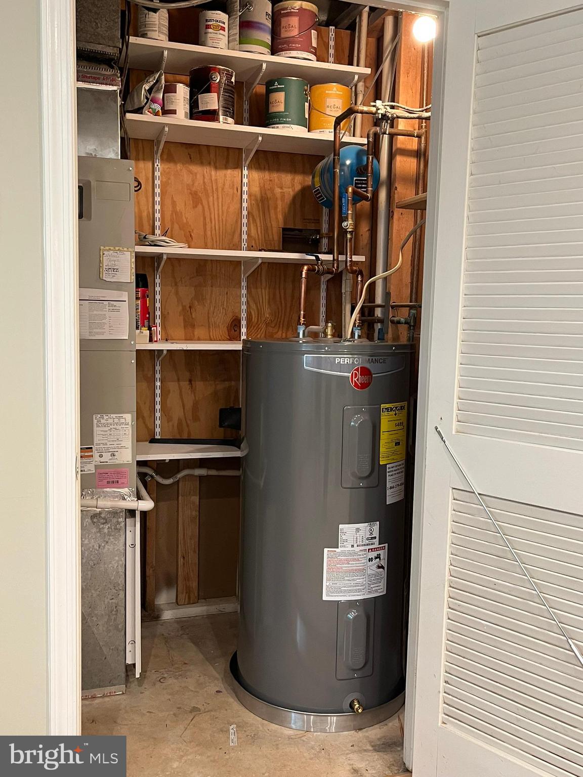 TIFFANY PLACE - Residential Lease