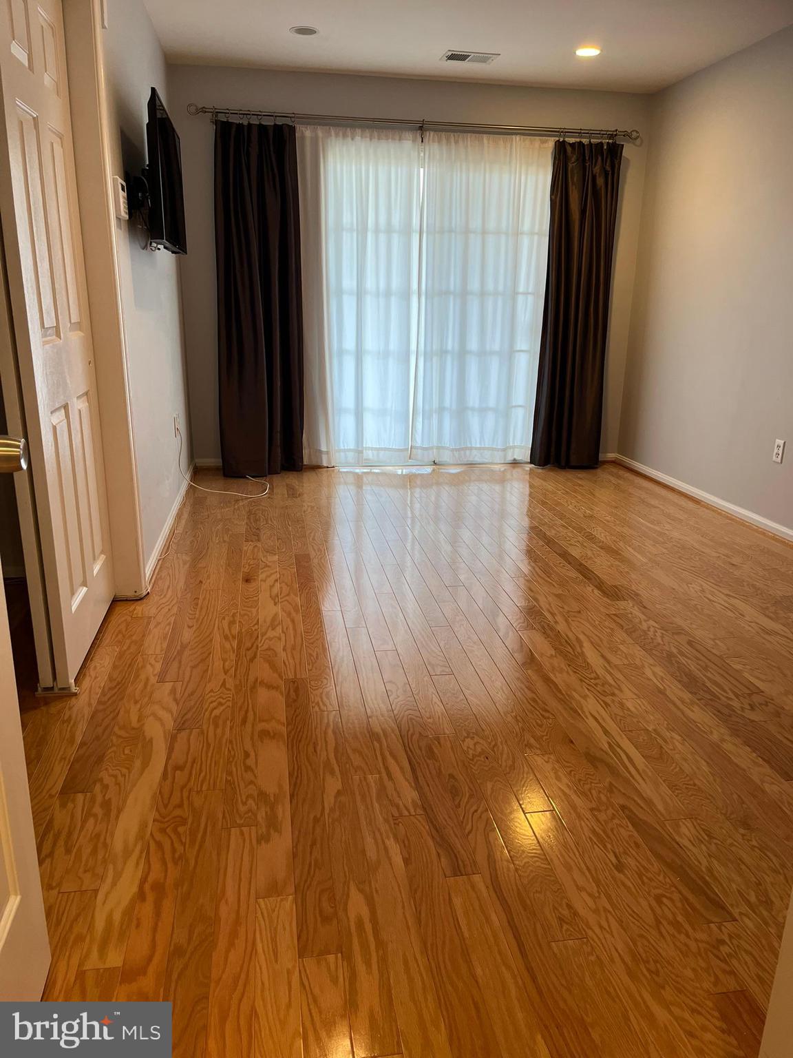 TIFFANY PLACE - Residential Lease