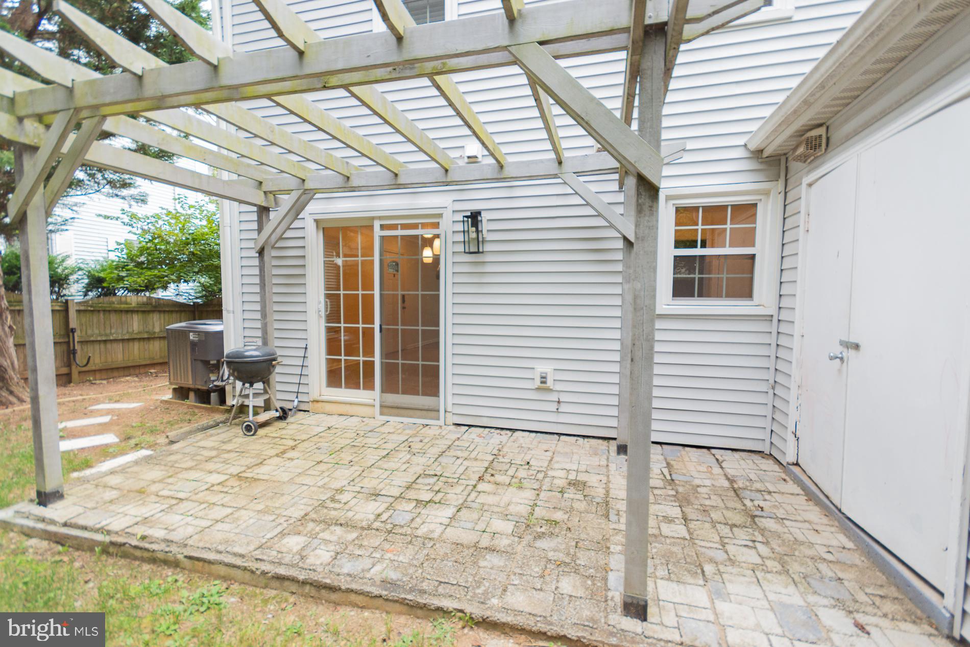 TUSCAWILLA HILLS - Residential Lease