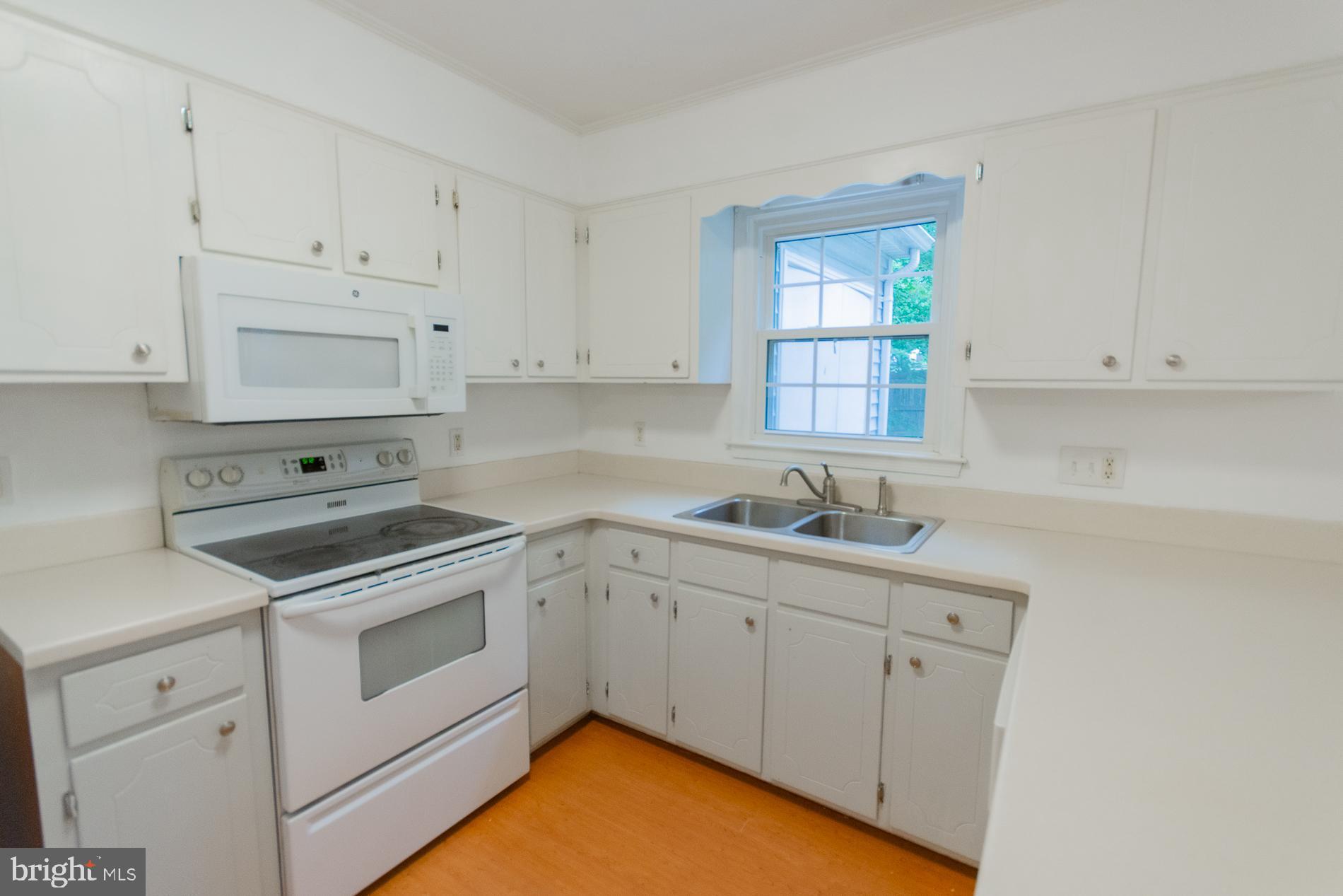 TUSCAWILLA HILLS - Residential Lease