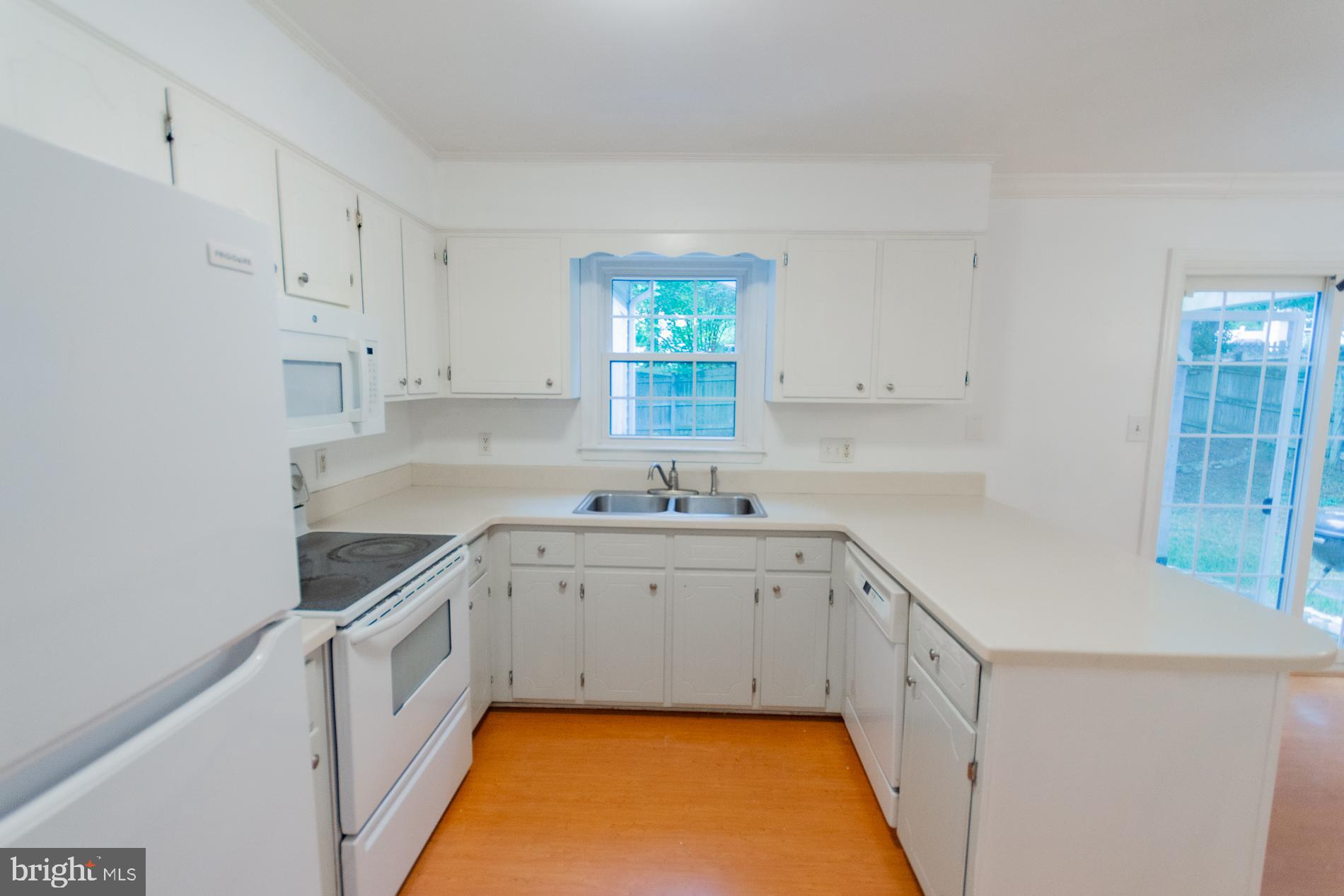 TUSCAWILLA HILLS - Residential Lease