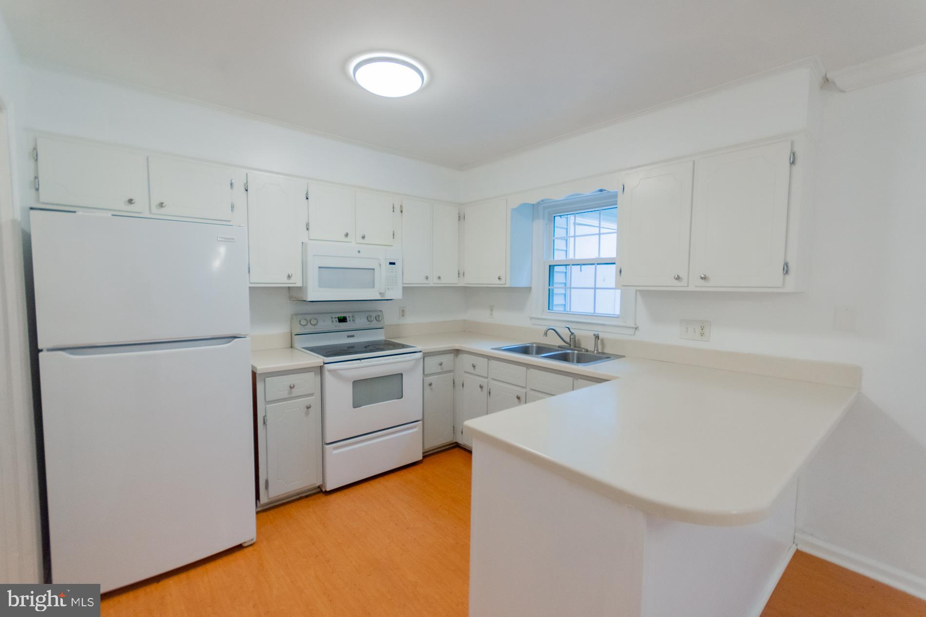 TUSCAWILLA HILLS - Residential Lease