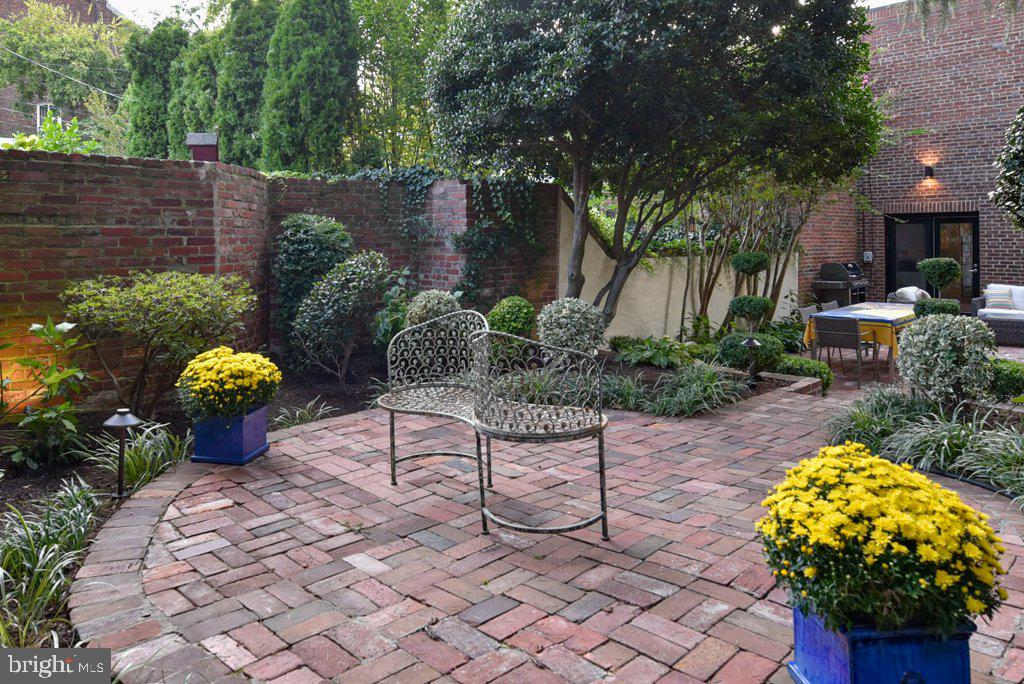 OLD TOWN SE QUADRANT - Residential