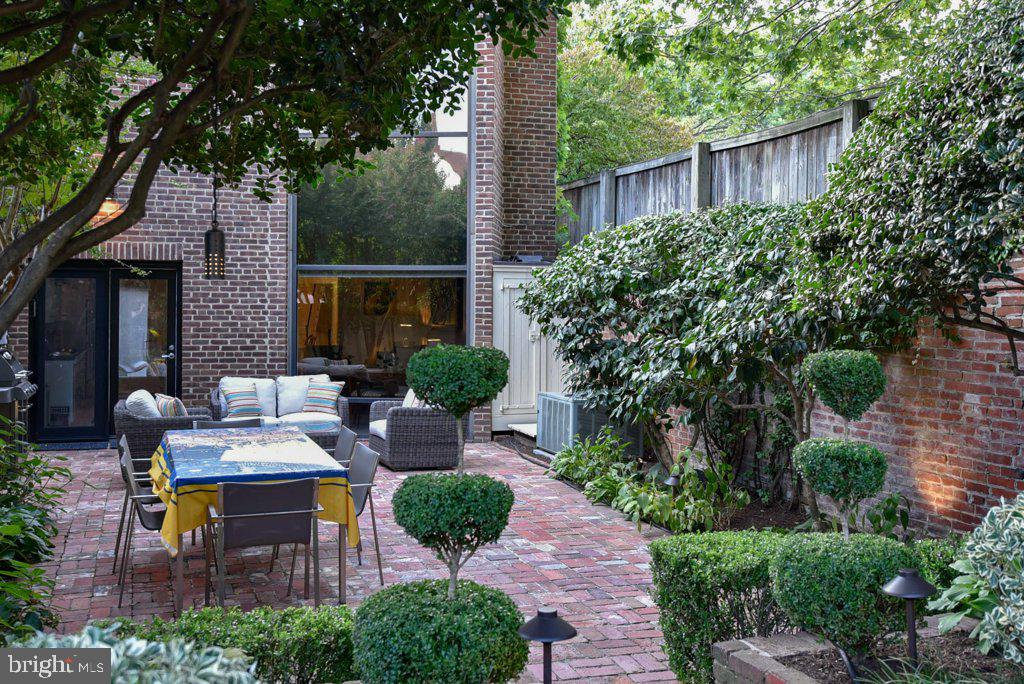 OLD TOWN SE QUADRANT - Residential