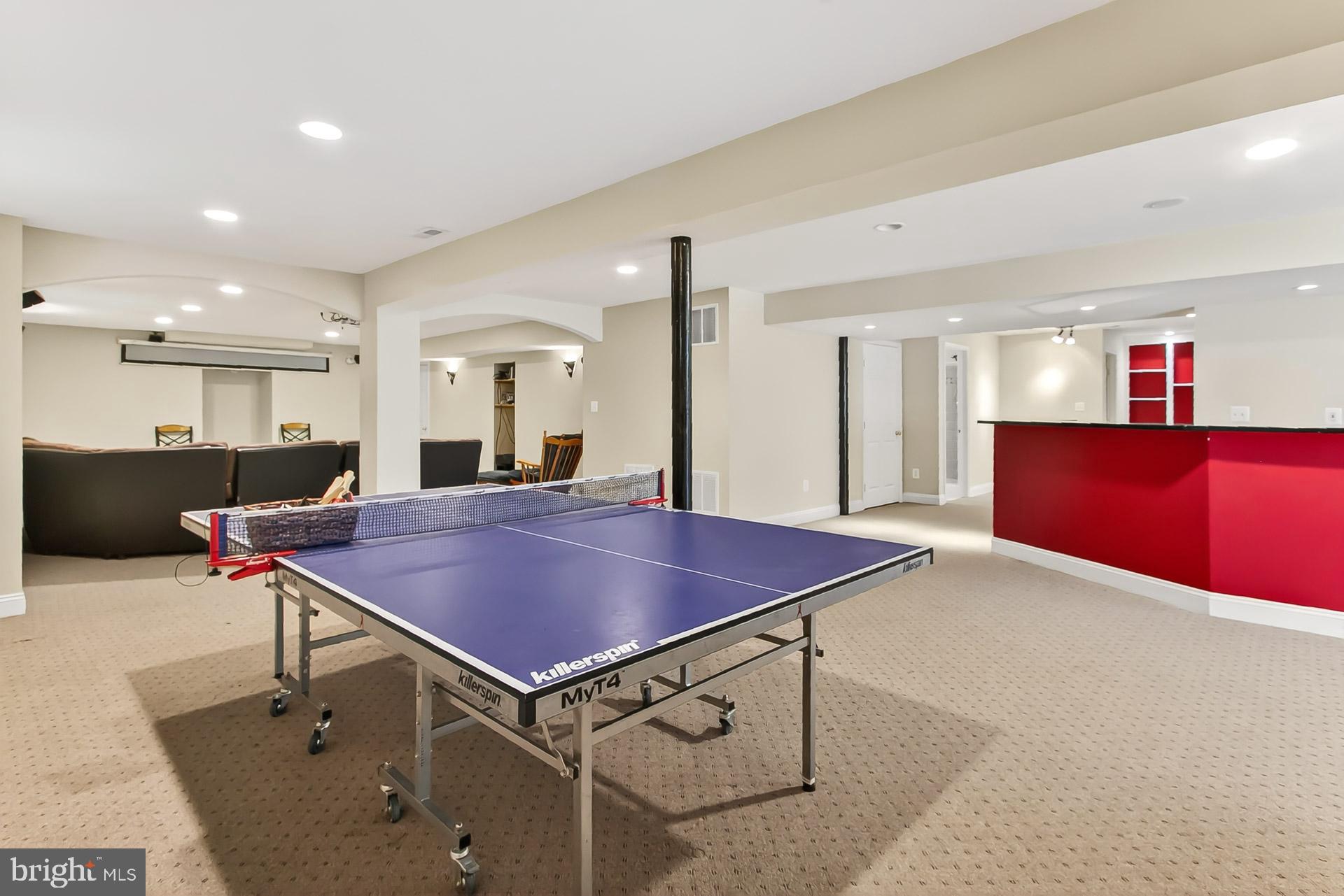 SOUTH RIDING - Residential