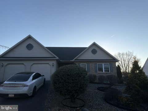 Homes For Sale - 1006 Leanne Street<br/> READING, PA 19605