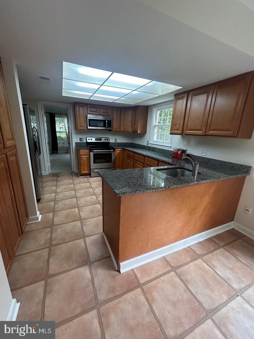 RIDGELEA HILLS - Residential Lease