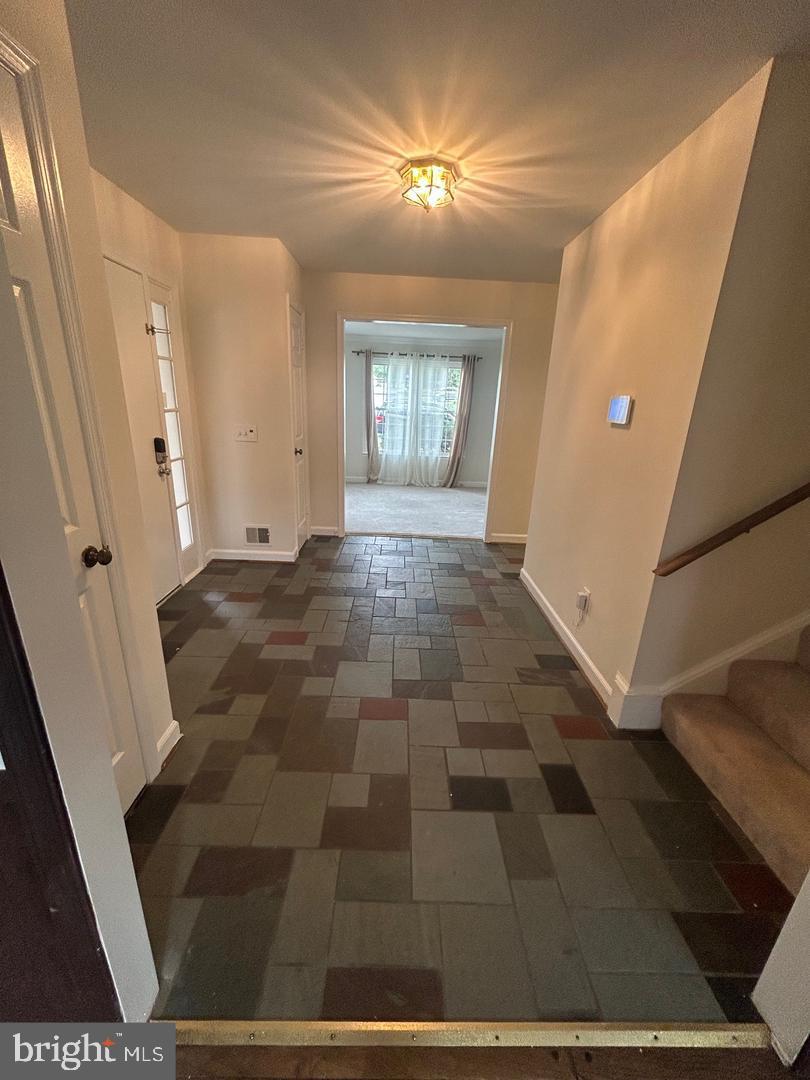 RIDGELEA HILLS - Residential Lease