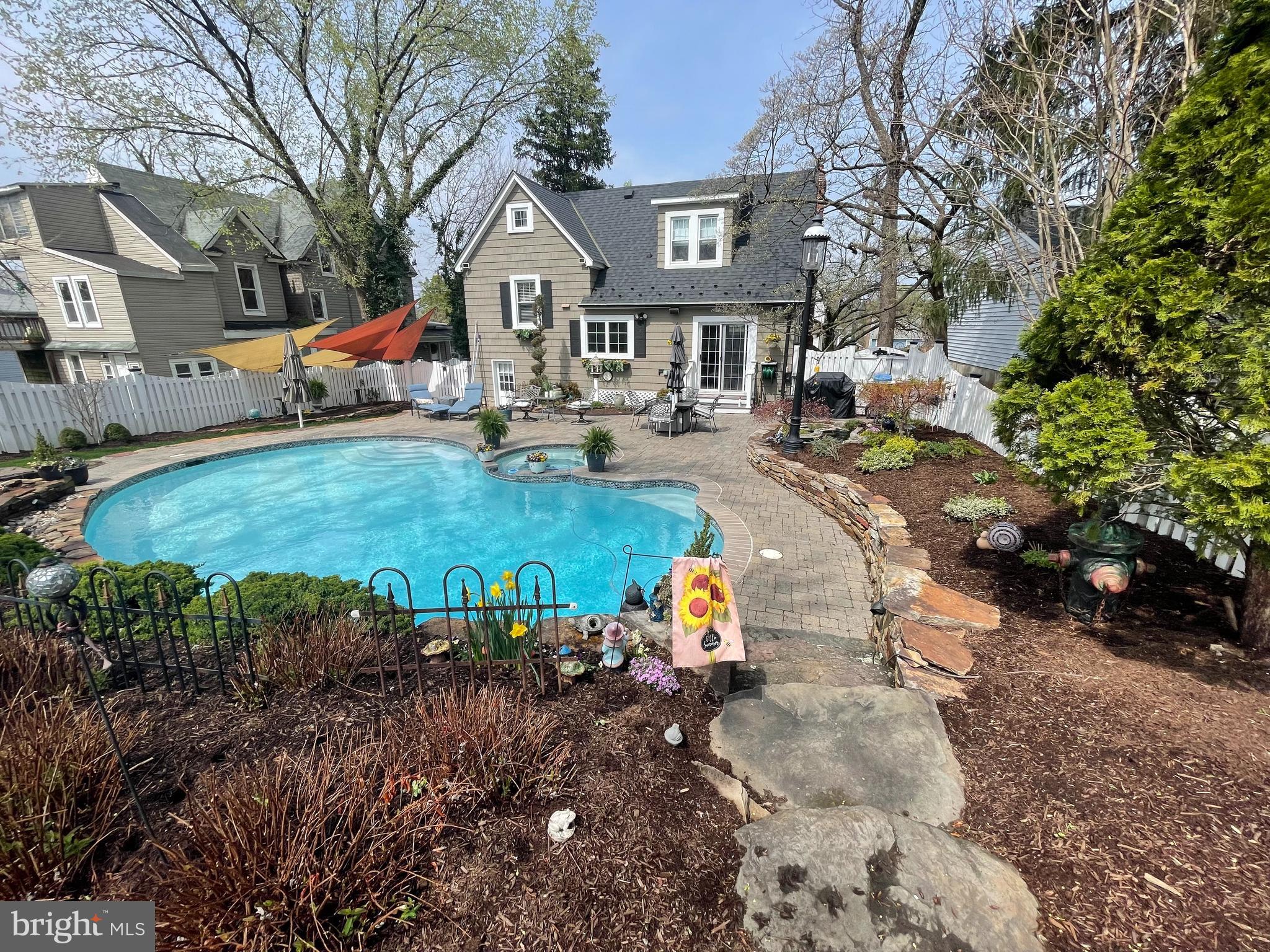 HALETHORPE - Residential