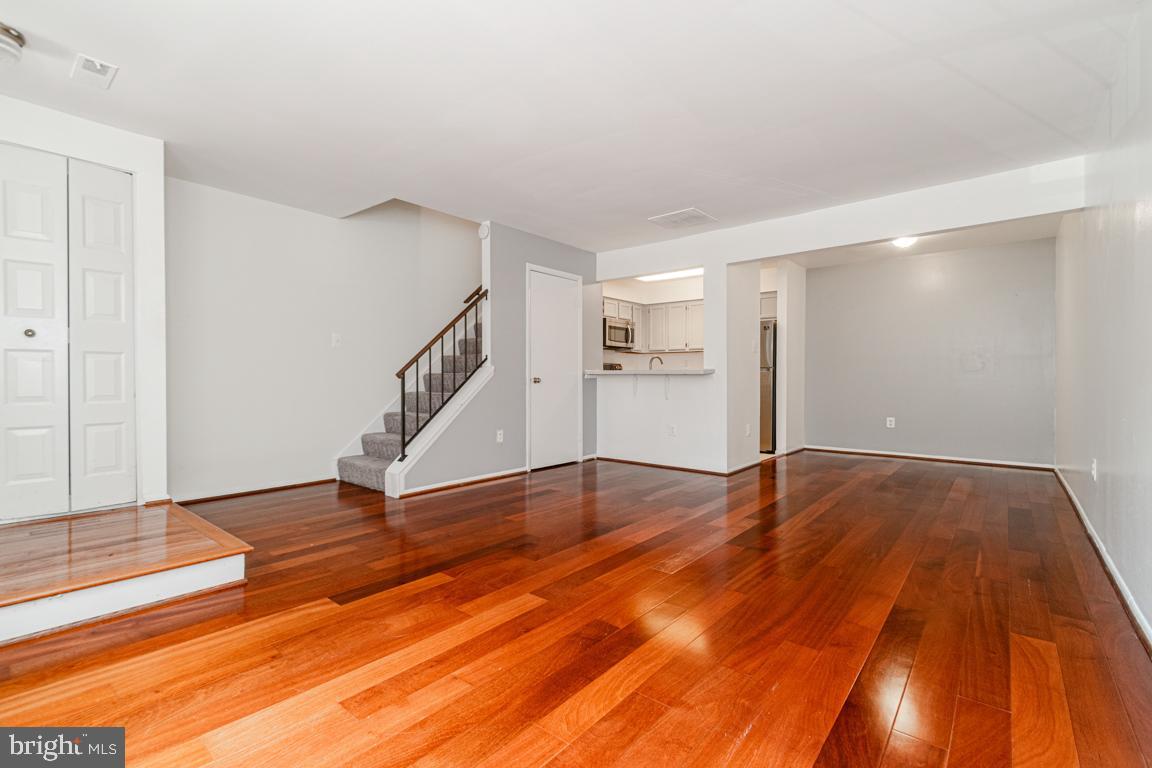 13248 MUSICMASTER DRIVE 179
