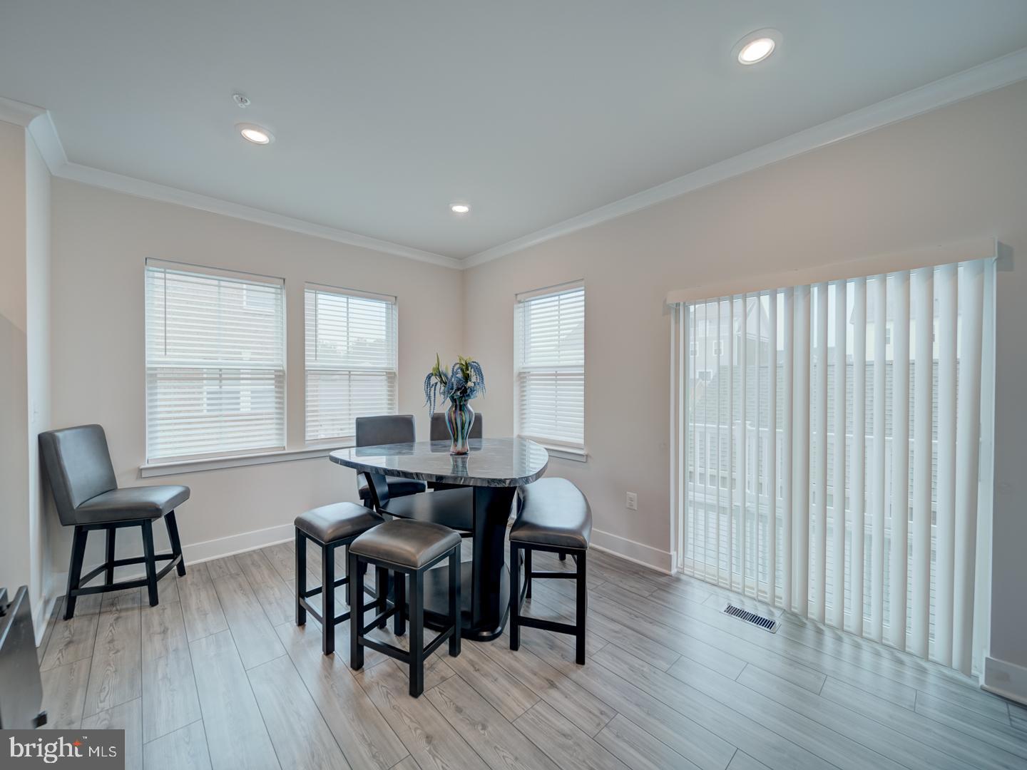 STONEHAVEN - Residential