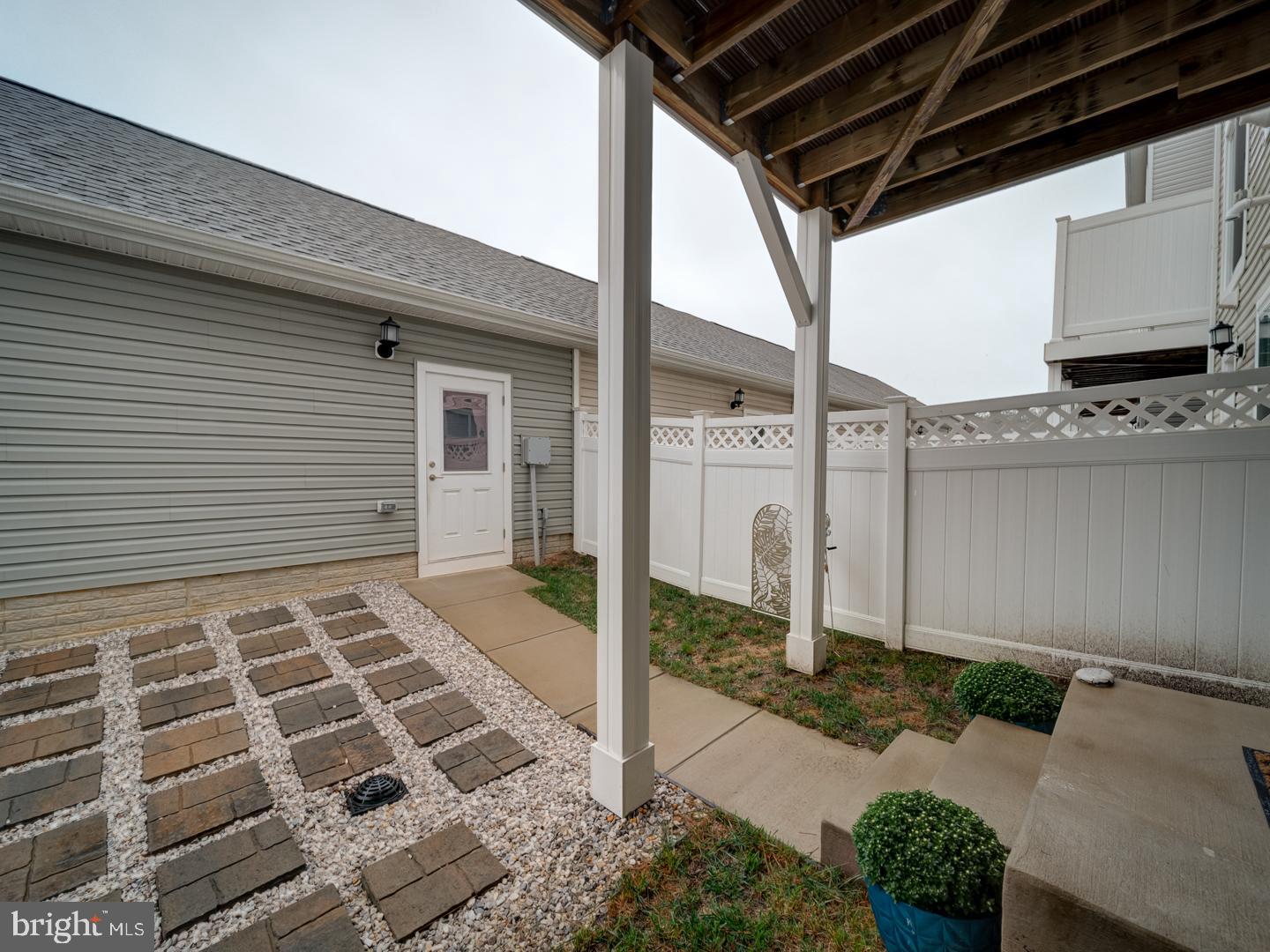 STONEHAVEN - Residential