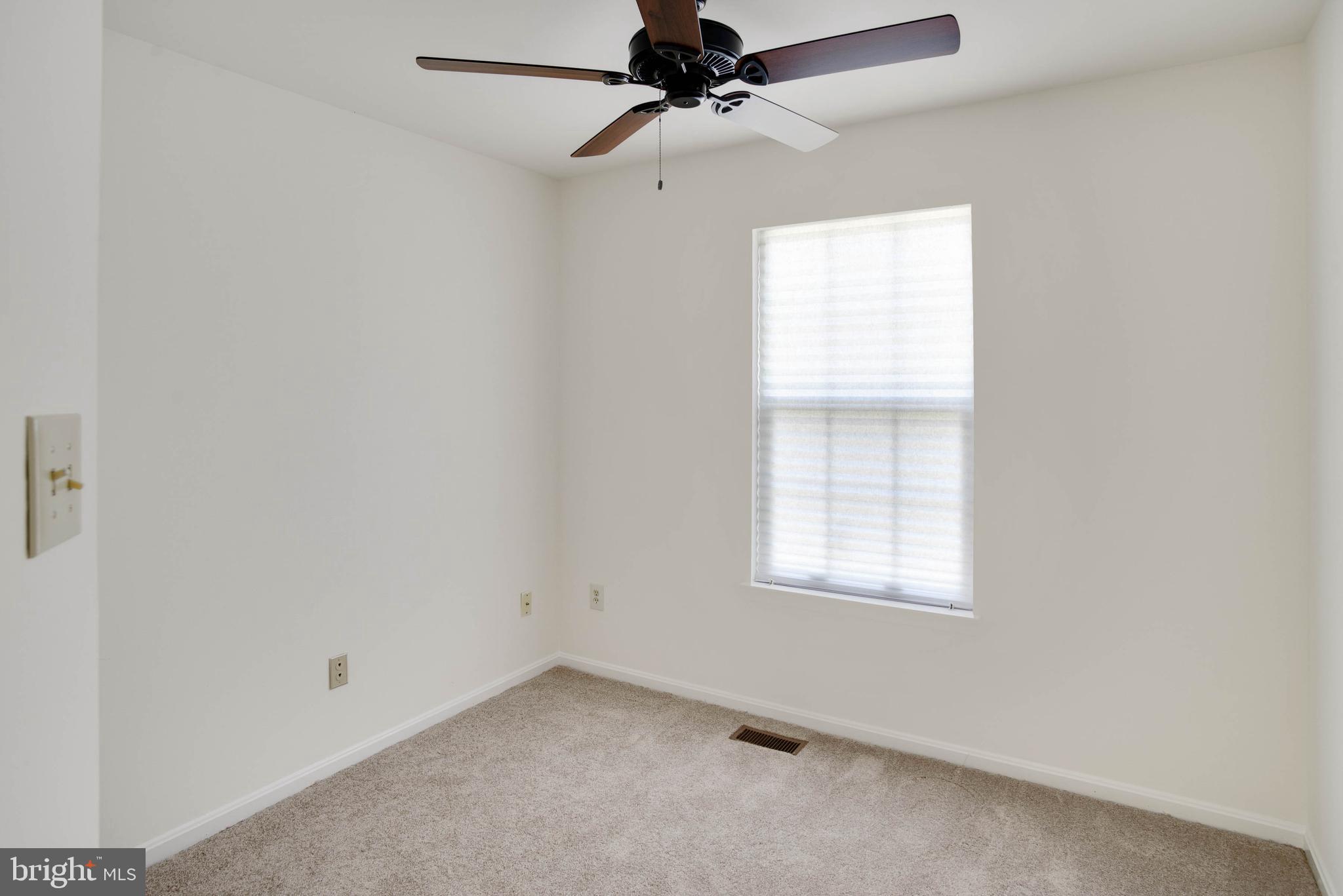 LANCASTER - Residential