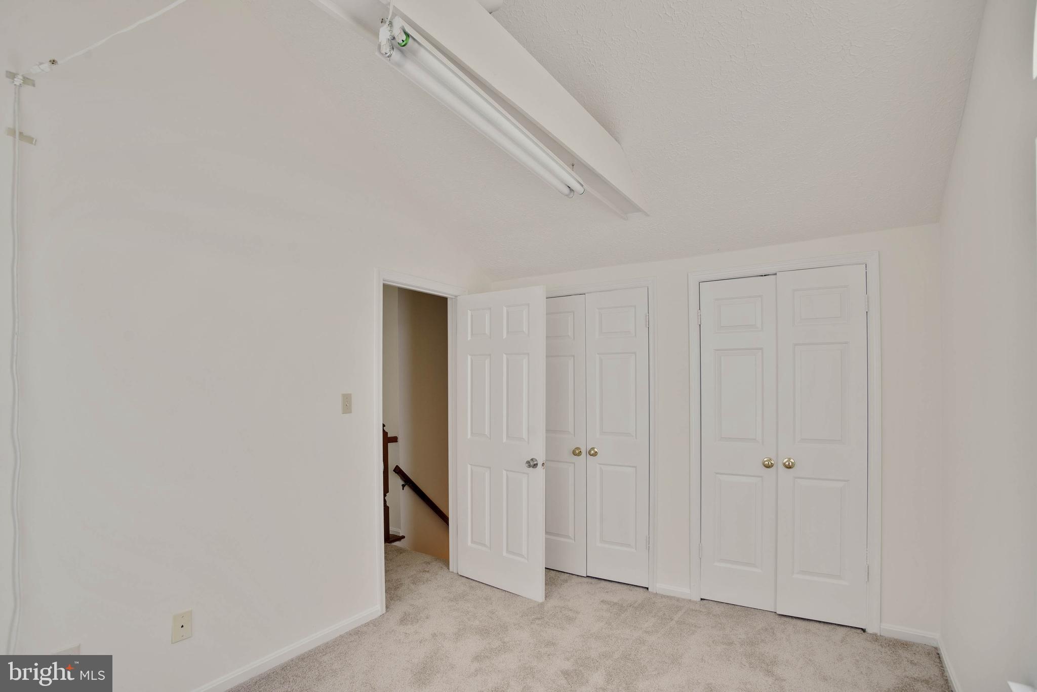 LANCASTER - Residential