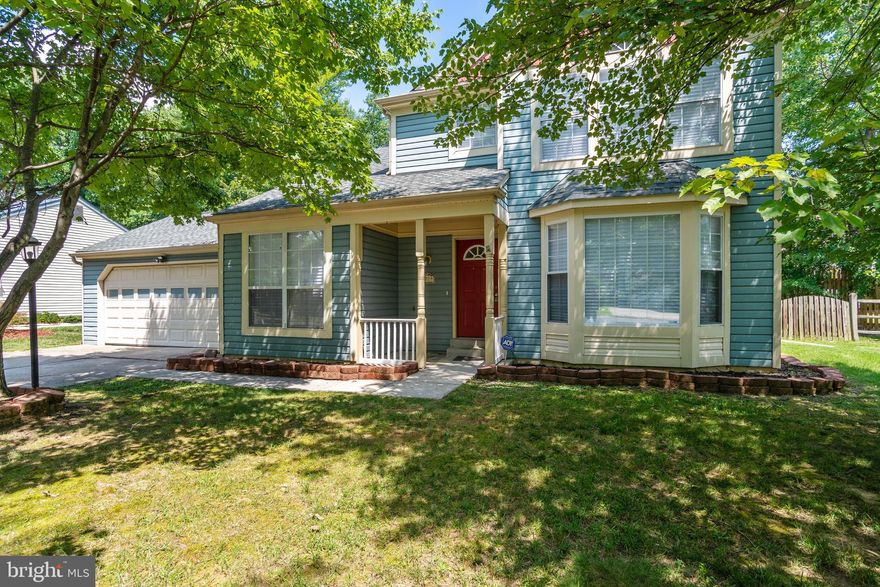 Priced to sell quickly! This 4 bedroom, 2.5 bath Colonial won't last long! Priced to sell, this home has new carpet/flooring throughout and a fresh coat of paint. The main level features a separate formal dining room off kitchen, a living room, family room, spacious eat-in kitchen and a huge 2 car garage. Upper level has 4 bedrooms, one with vaulted ceilings and a large closet, and Master Suite has full bathroom. The large back yard and patio off the kitchen is perfect for entertaining and ready to make your oasis. Located in the heart of Waldorf, this home is close to the mall, stores, restaurants and commuter routes. 1 year home warranty included!