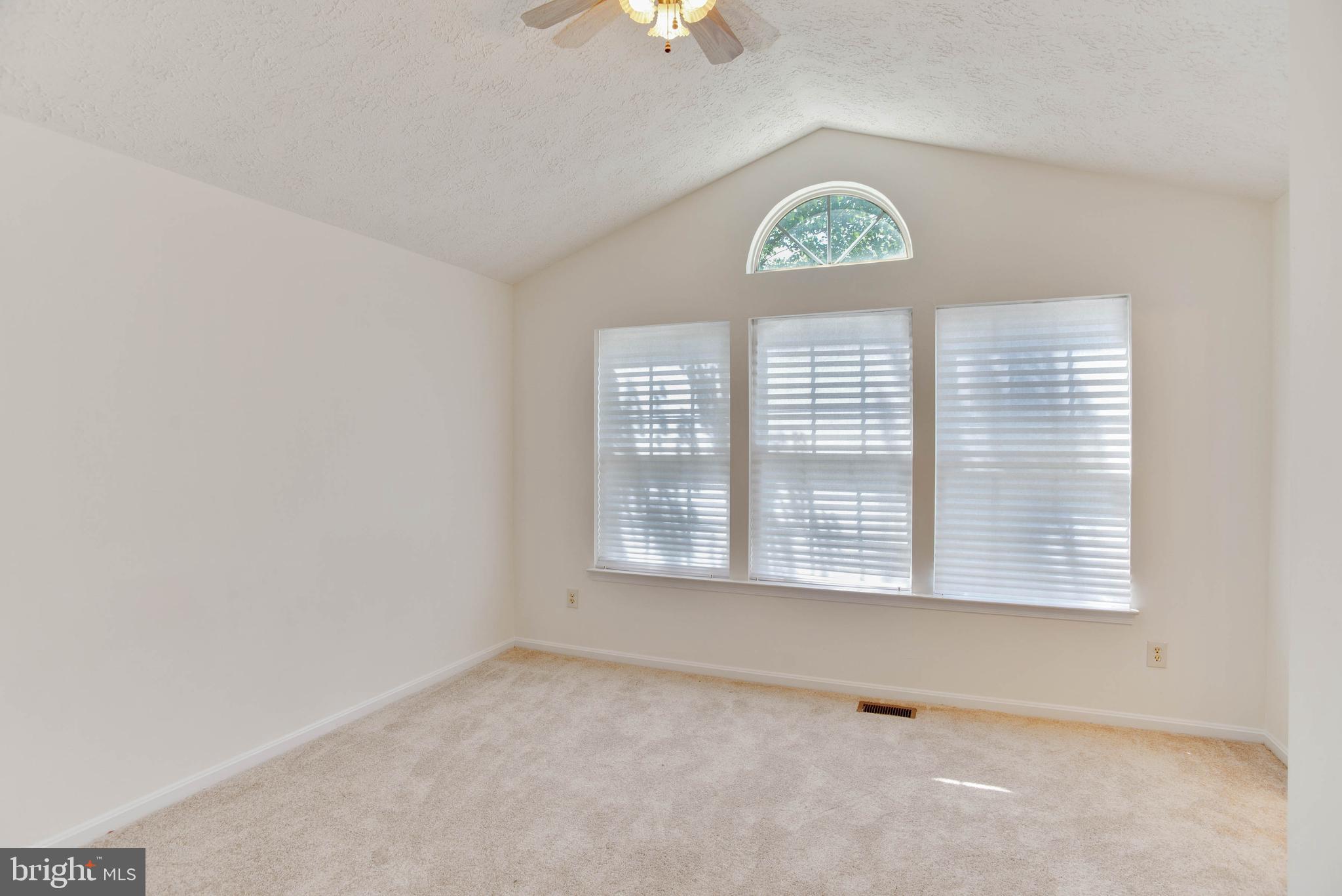 LANCASTER - Residential