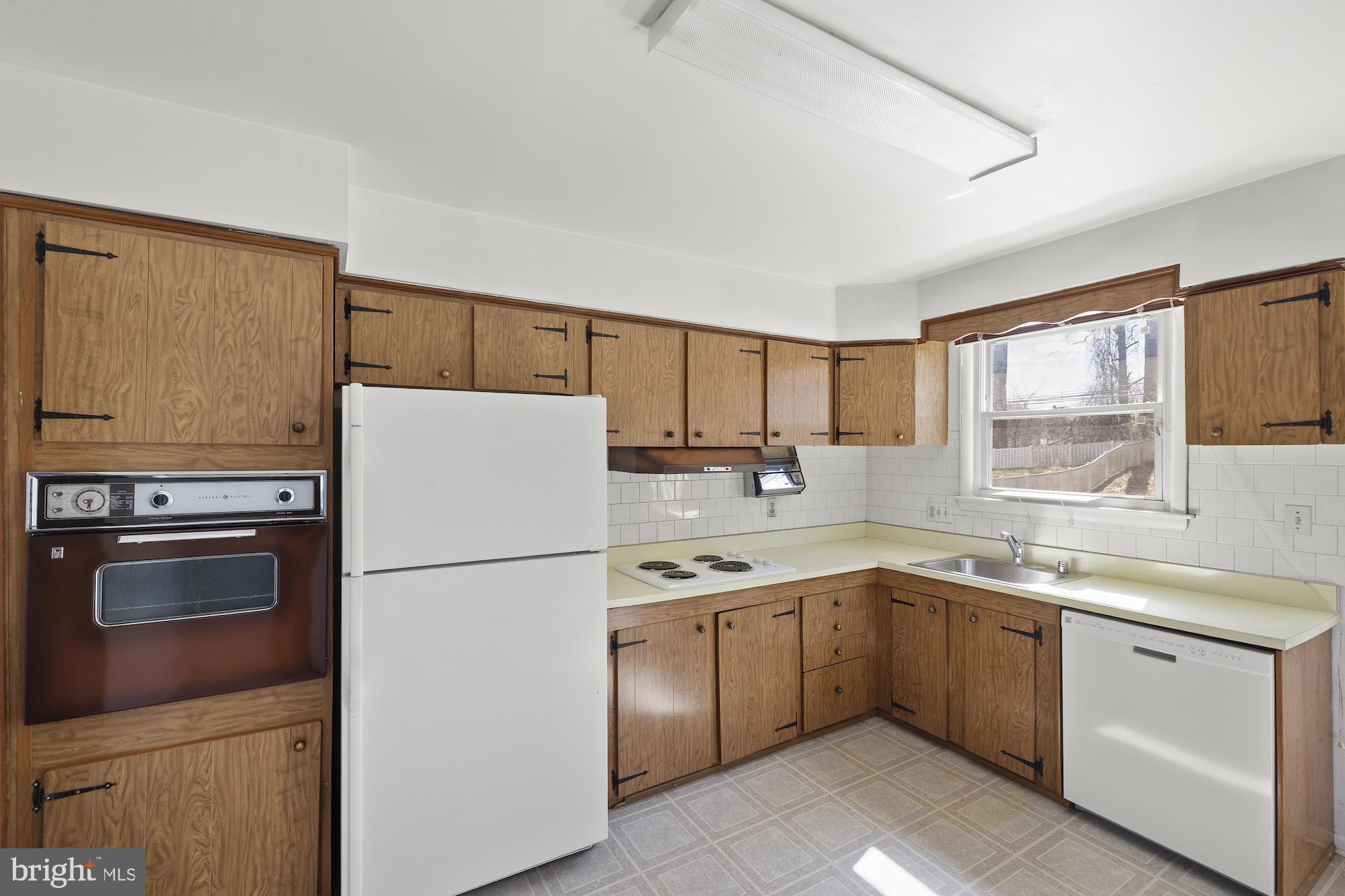 STONEYBROOK NORTH - Residential