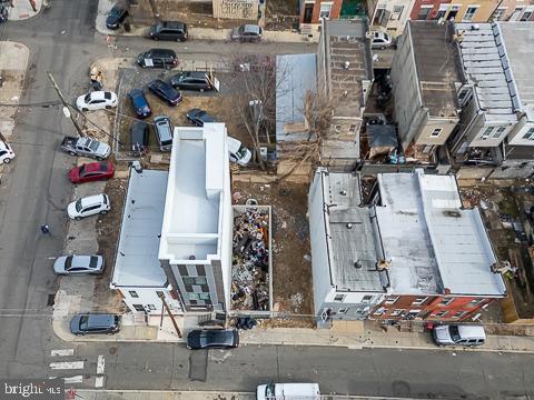 PORT RICHMOND - Land