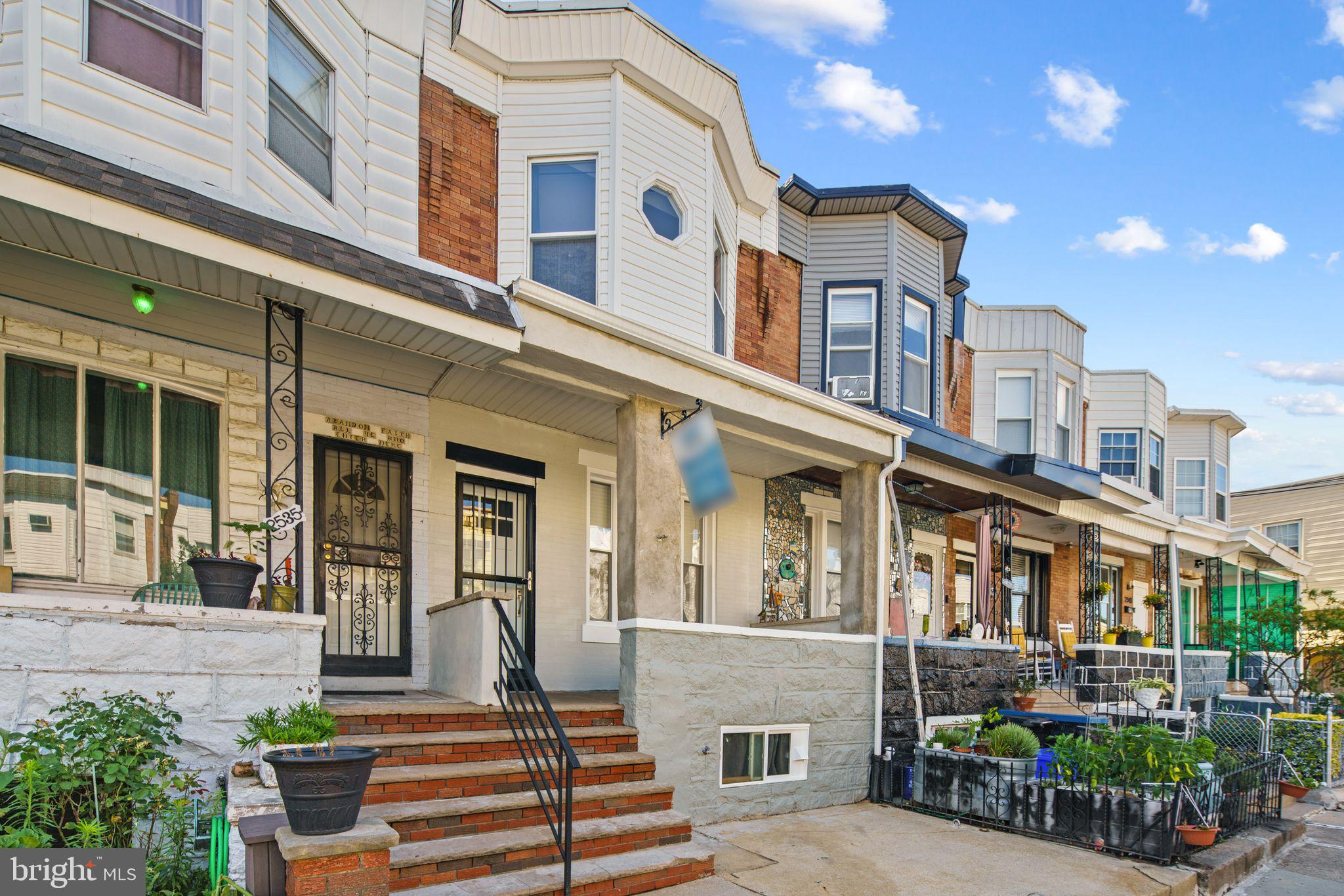 LOWER MOYAMENSING - Residential