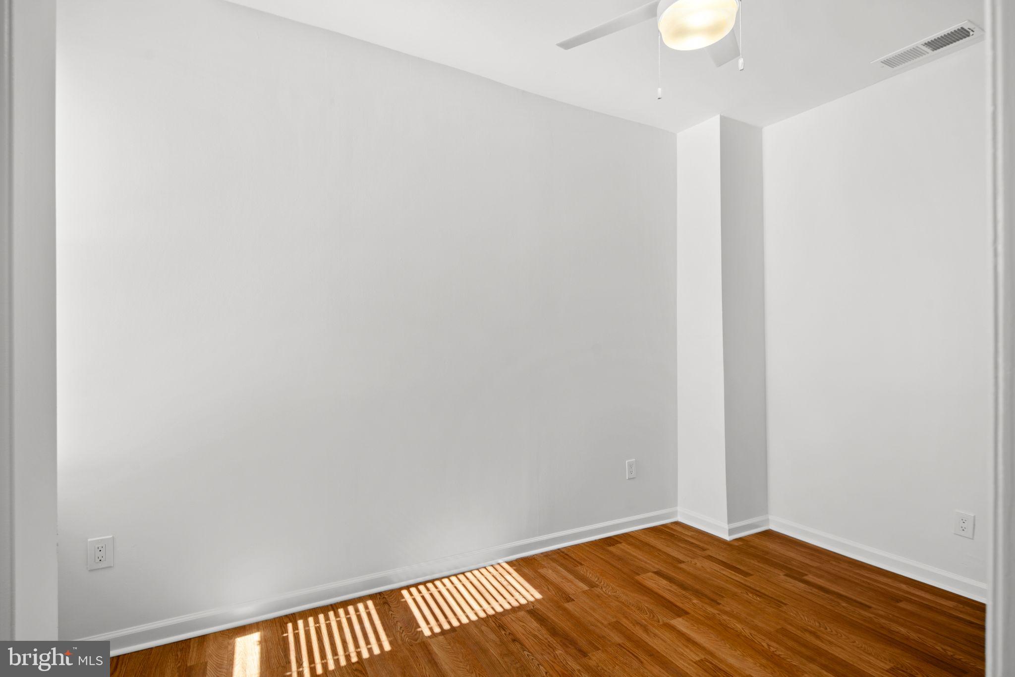 LOWER MOYAMENSING - Residential