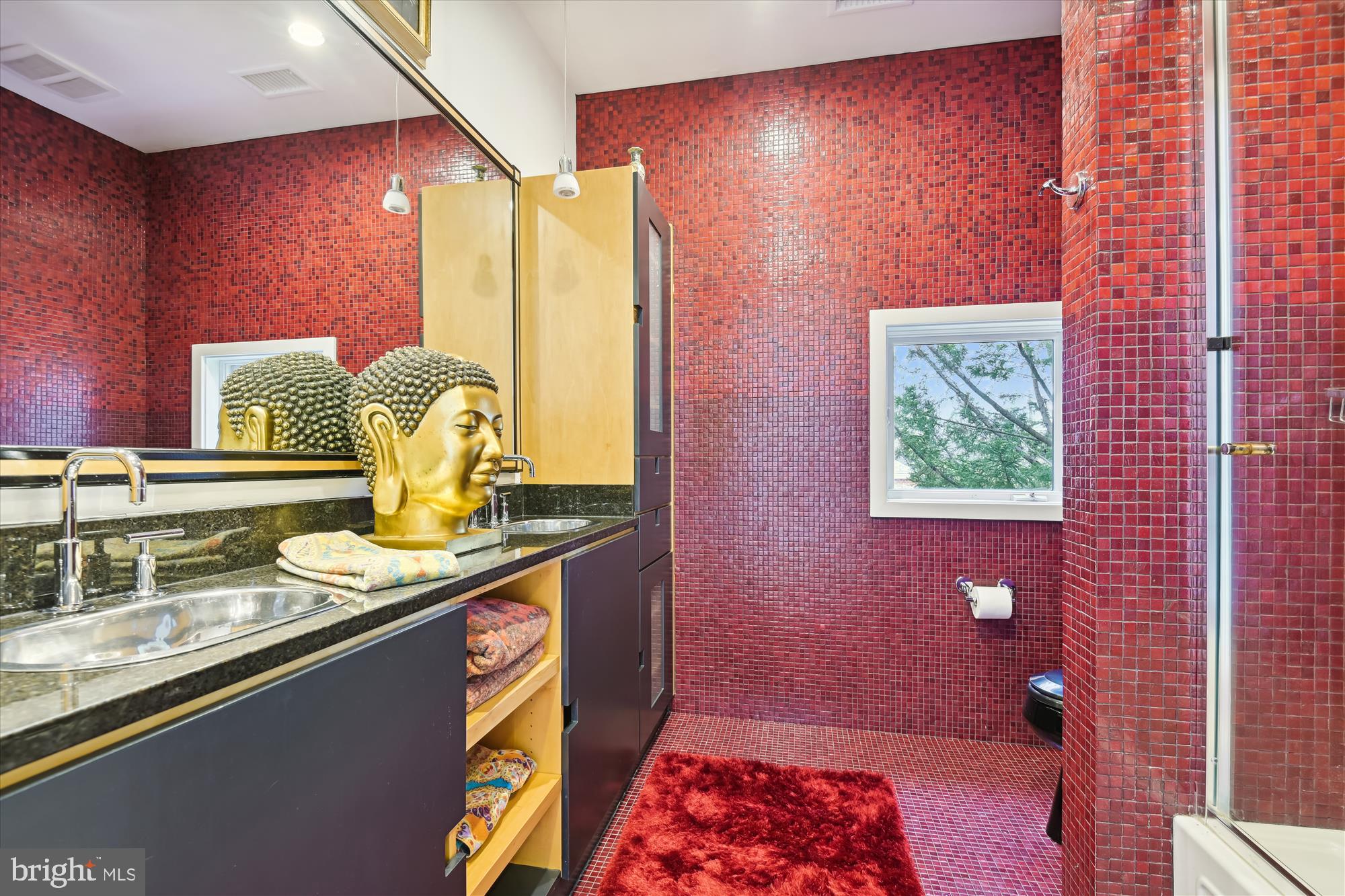 LAKE SHORE - Residential