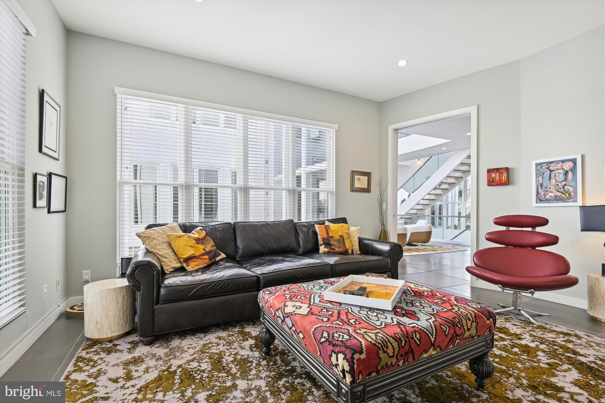 LAKE SHORE - Residential