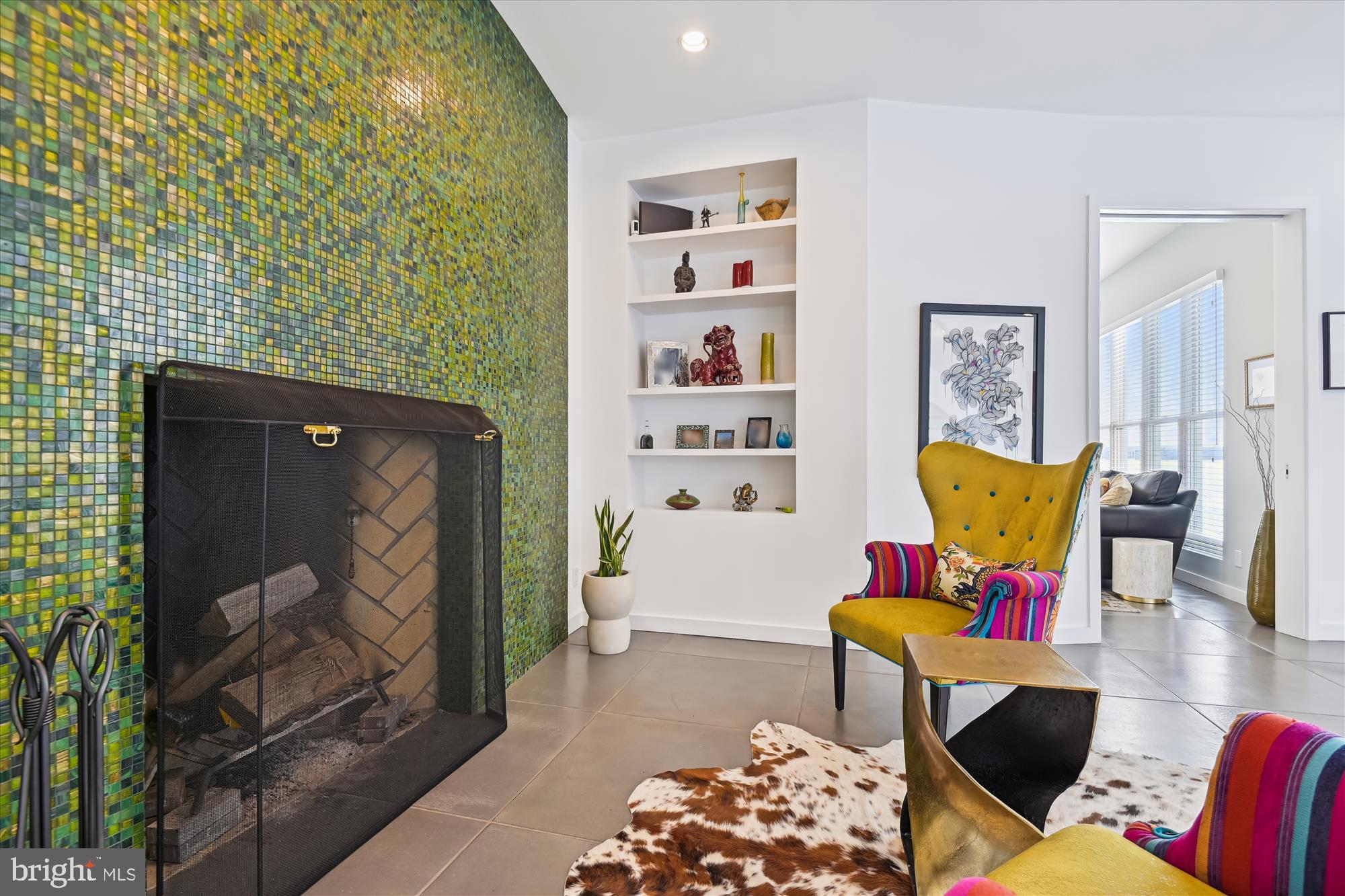 LAKE SHORE - Residential