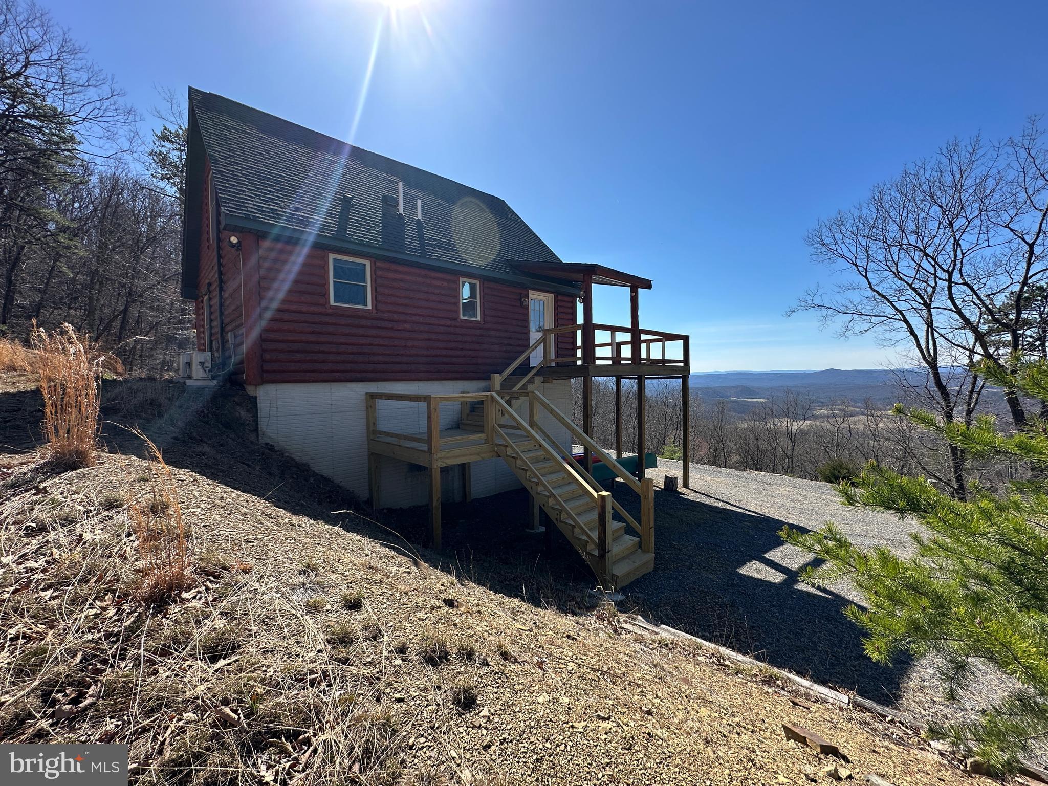 SHADOW KNOLLS - Residential