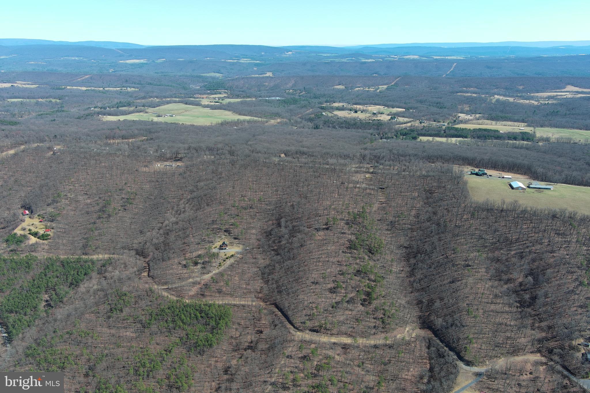 SHADOW KNOLLS - Residential