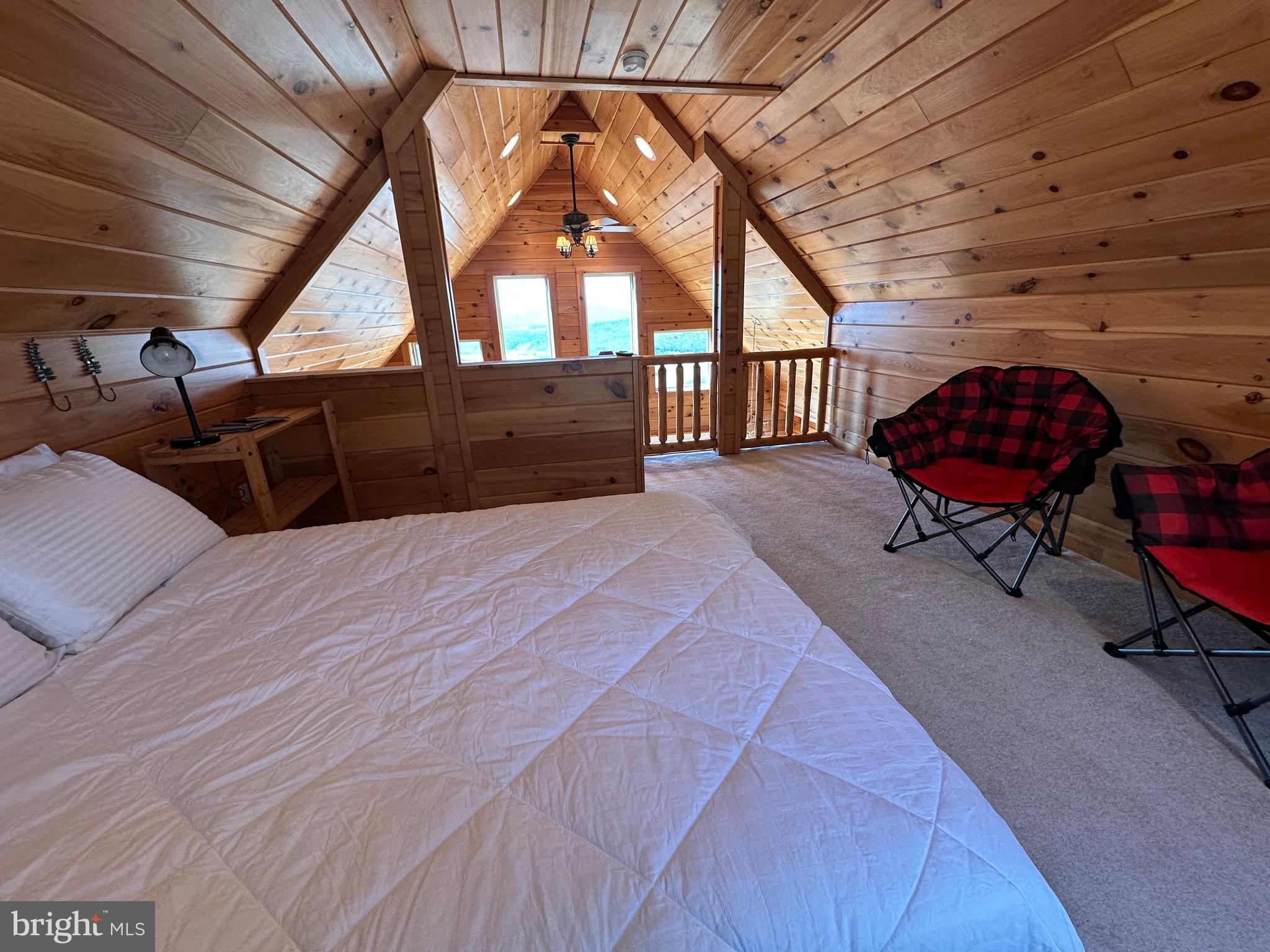 SHADOW KNOLLS - Residential