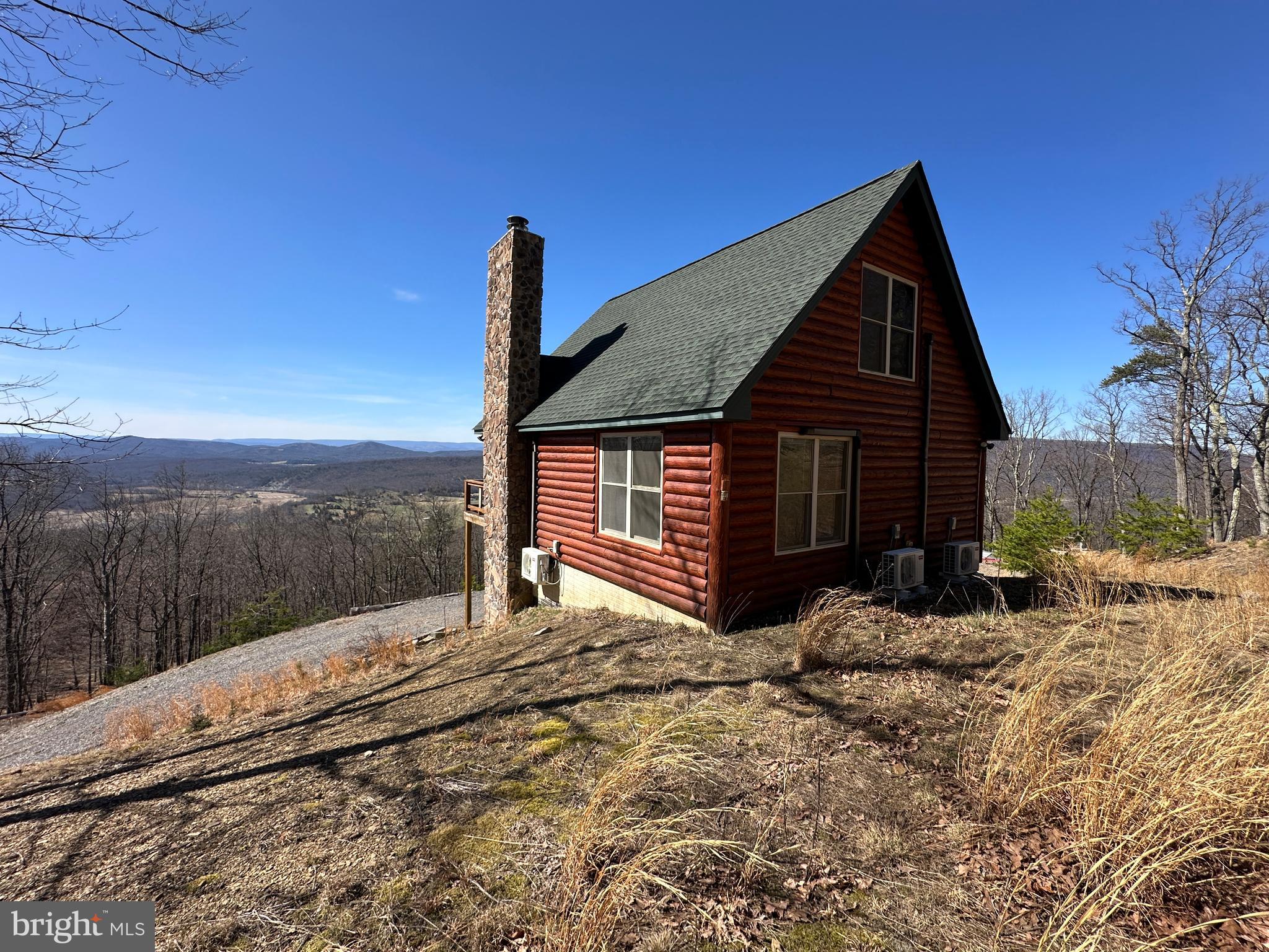 SHADOW KNOLLS - Residential