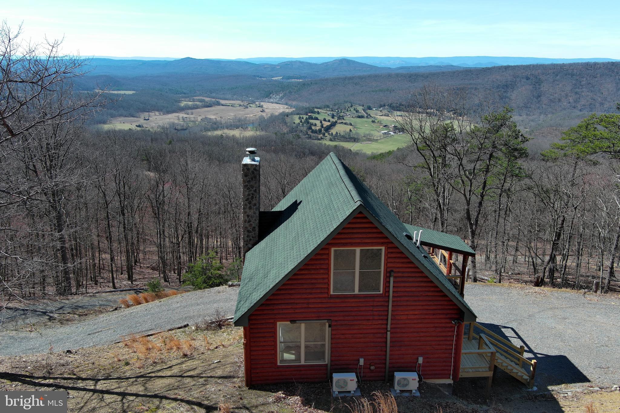SHADOW KNOLLS - Residential