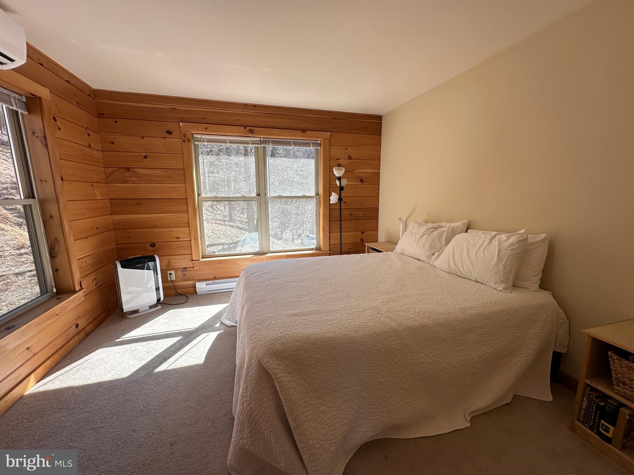 SHADOW KNOLLS - Residential