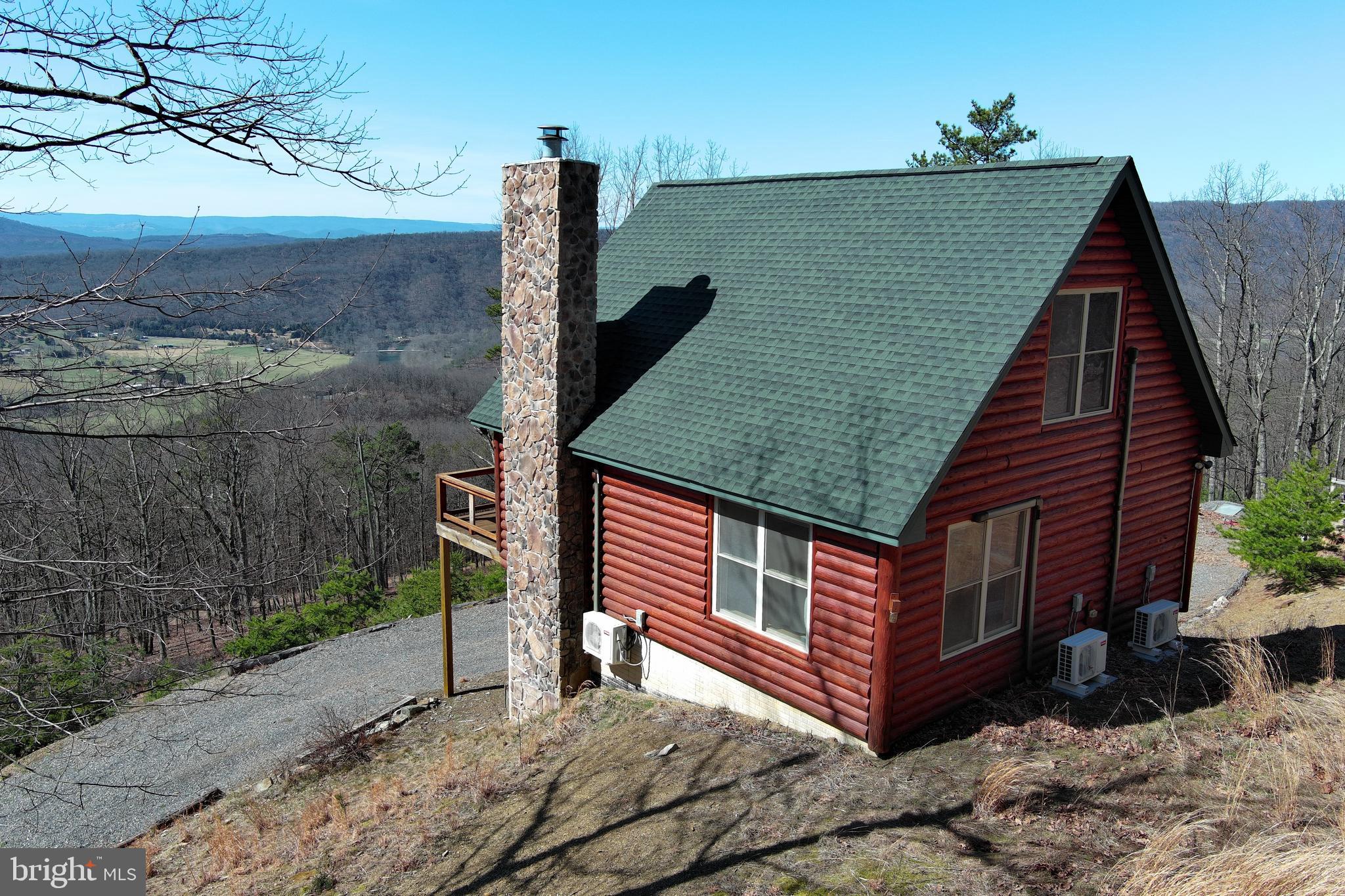 SHADOW KNOLLS - Residential