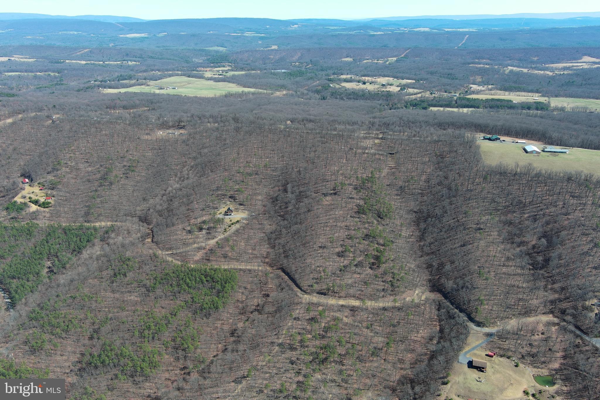 SHADOW KNOLLS - Residential