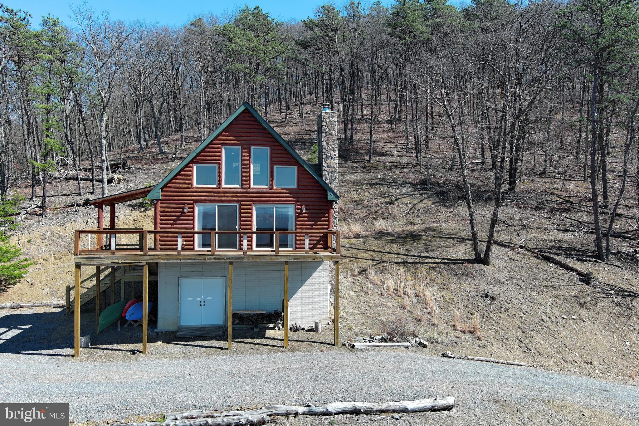 SHADOW KNOLLS - Residential