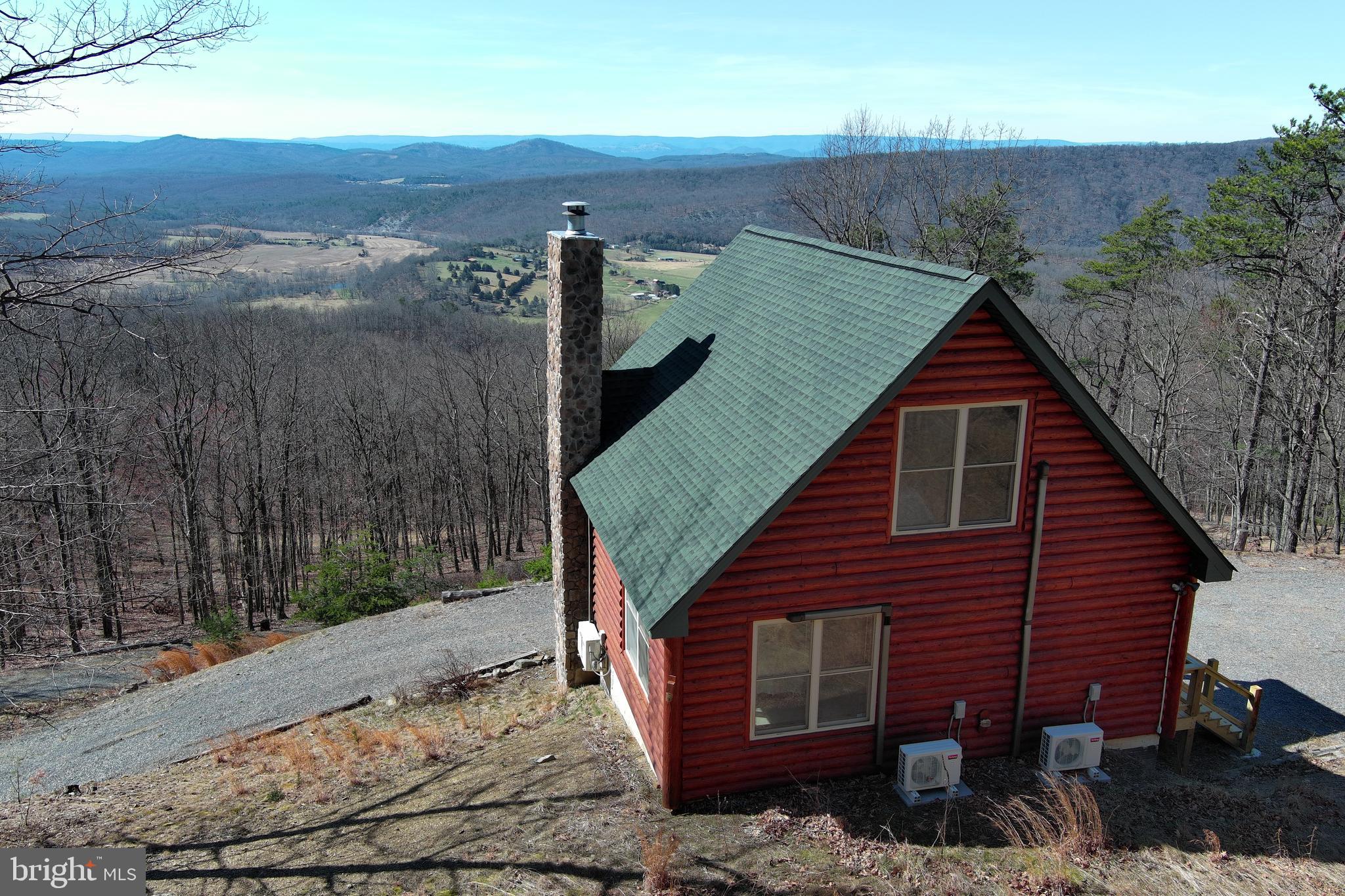 SHADOW KNOLLS - Residential