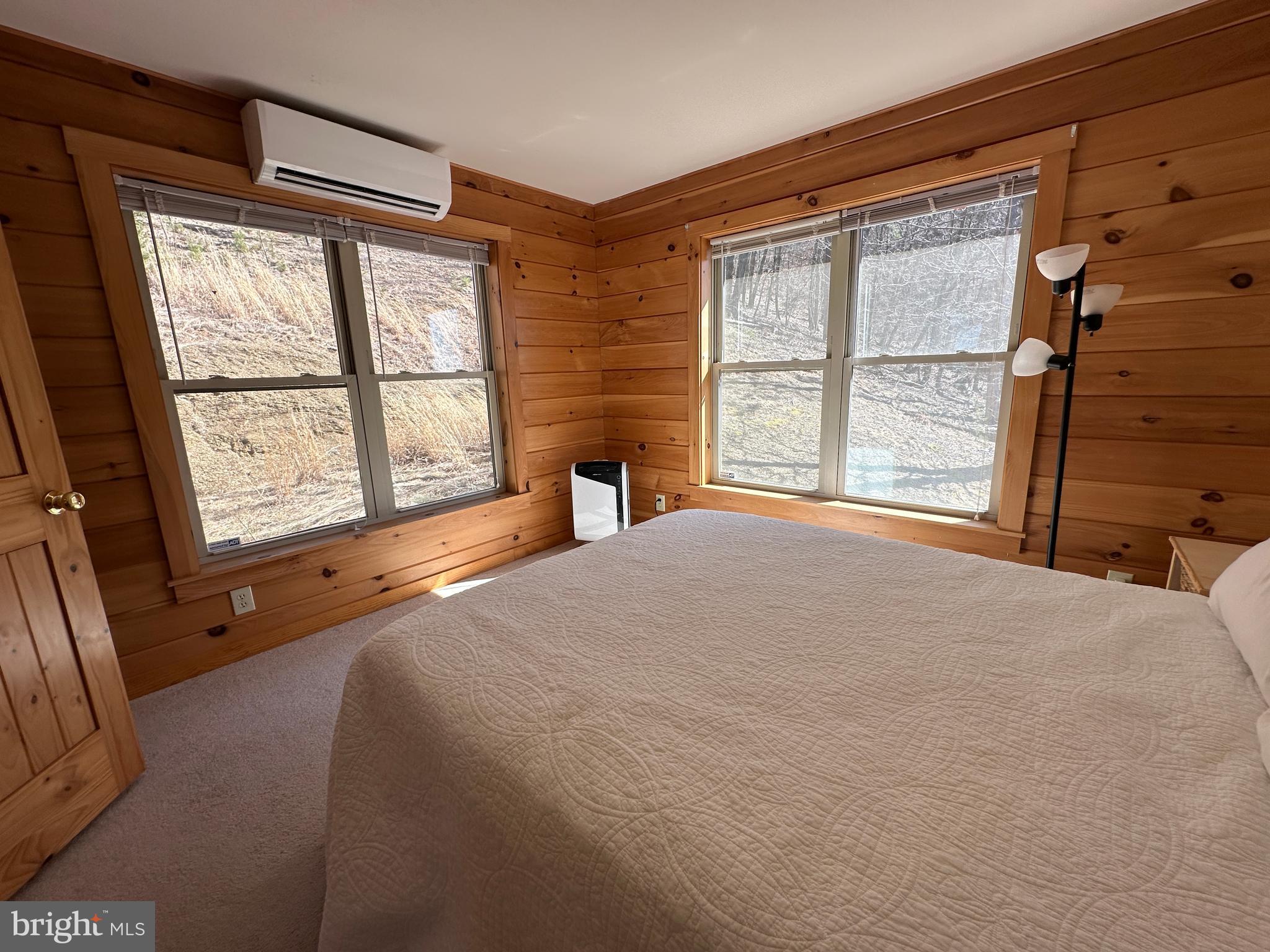 SHADOW KNOLLS - Residential