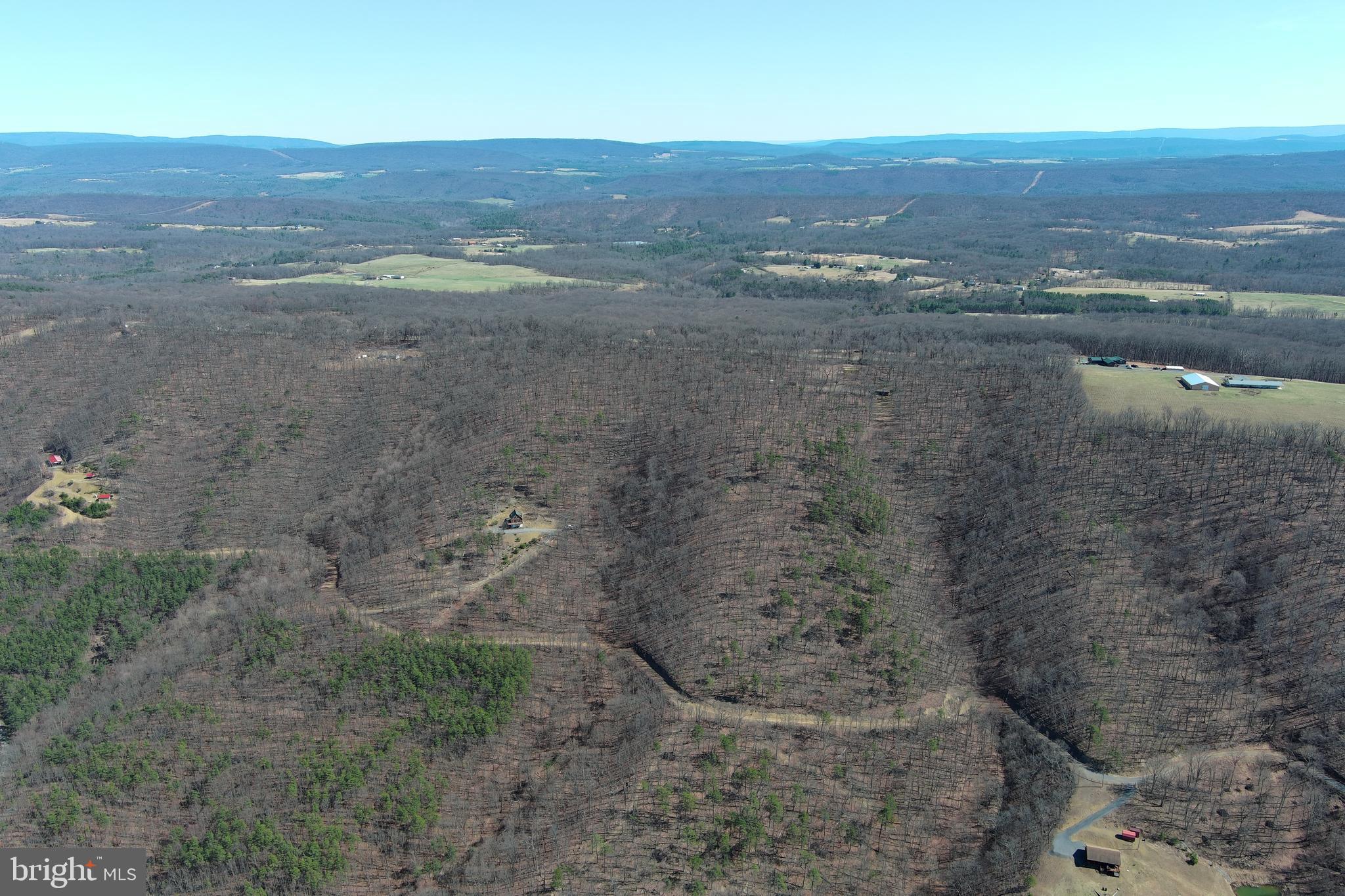 SHADOW KNOLLS - Residential