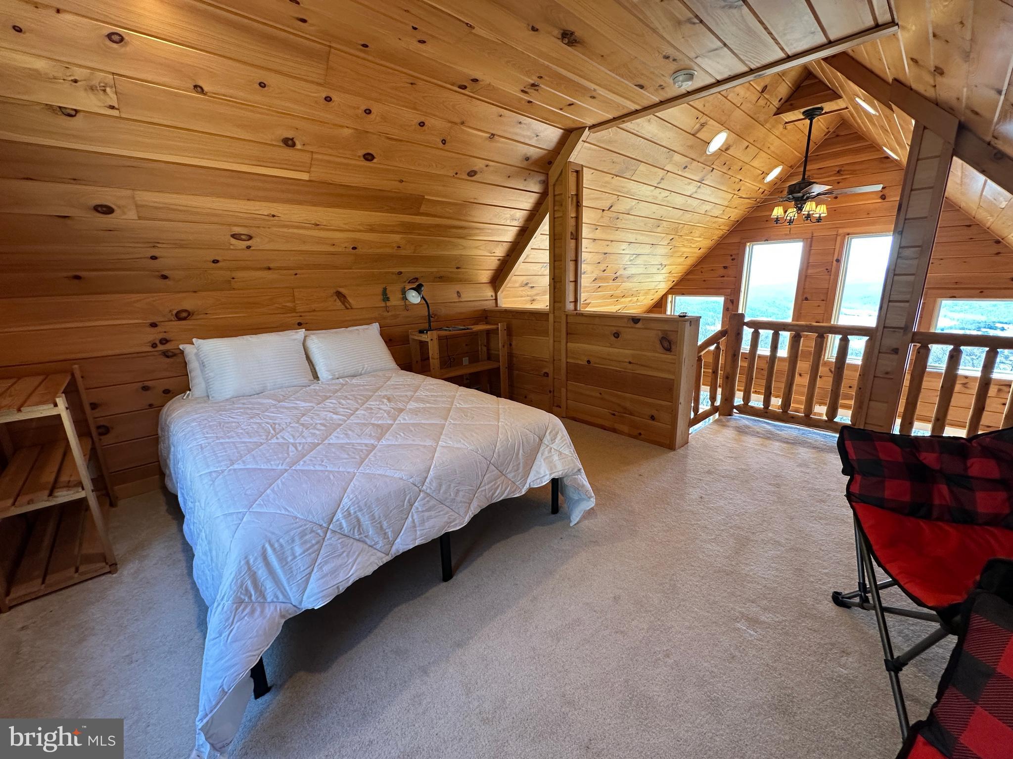 SHADOW KNOLLS - Residential