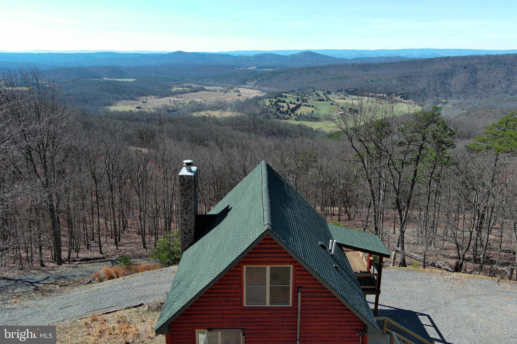 SHADOW KNOLLS - Residential