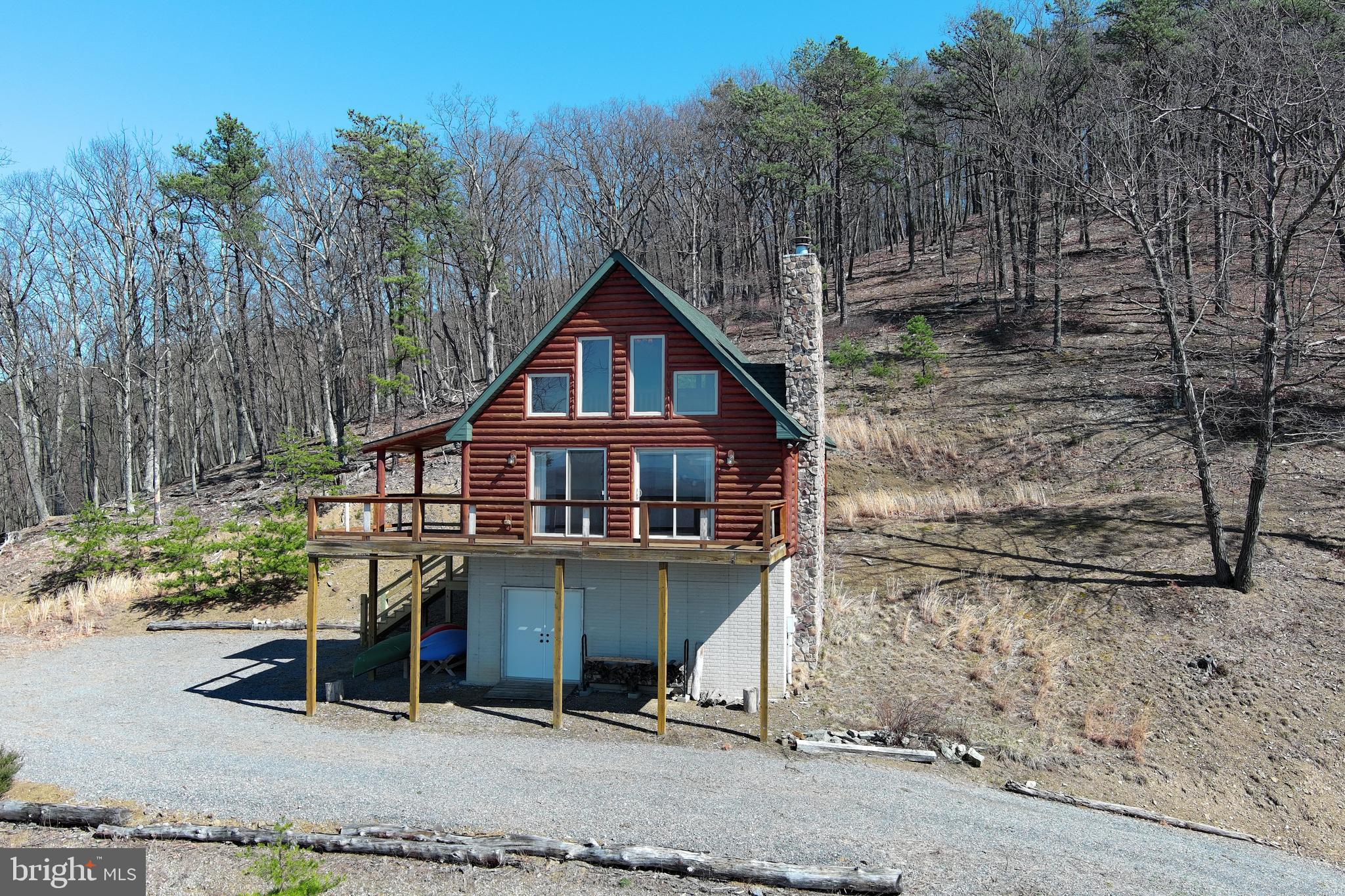 SHADOW KNOLLS - Residential