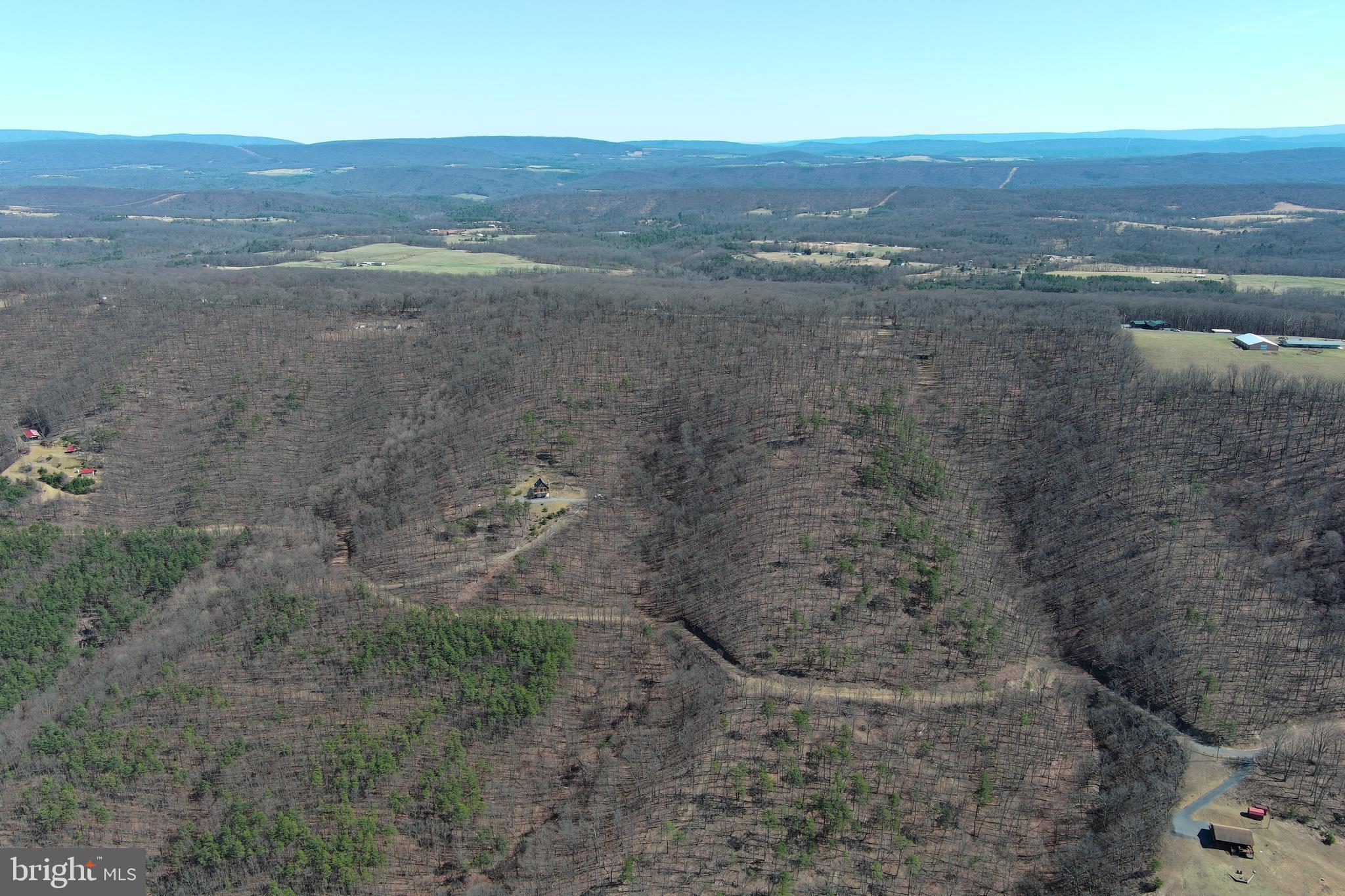 SHADOW KNOLLS - Residential