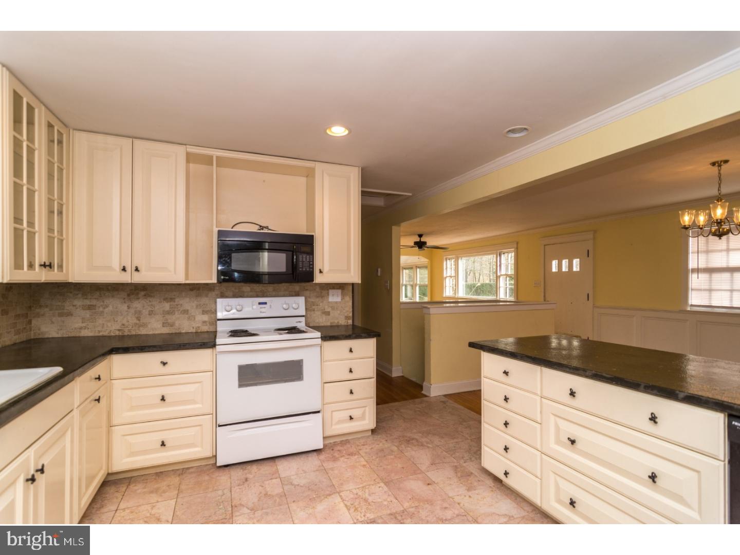 FAIRWAYS - Residential