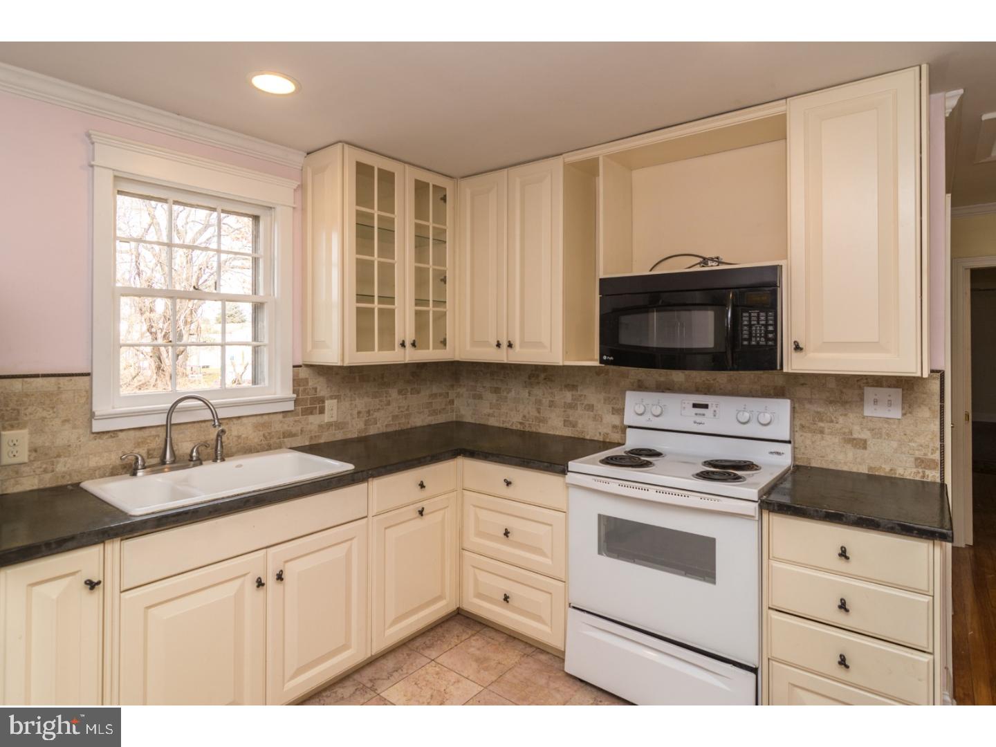 FAIRWAYS - Residential