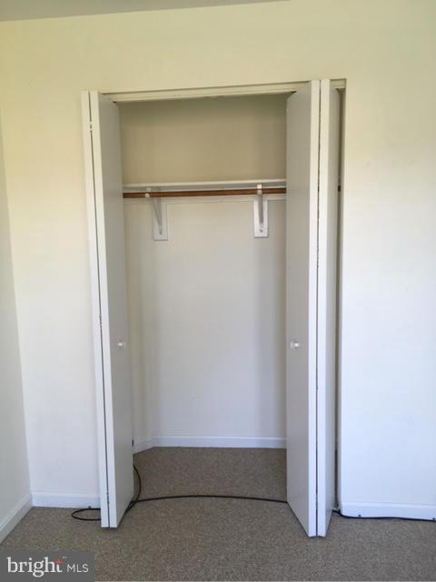 LAKESIDE - Residential